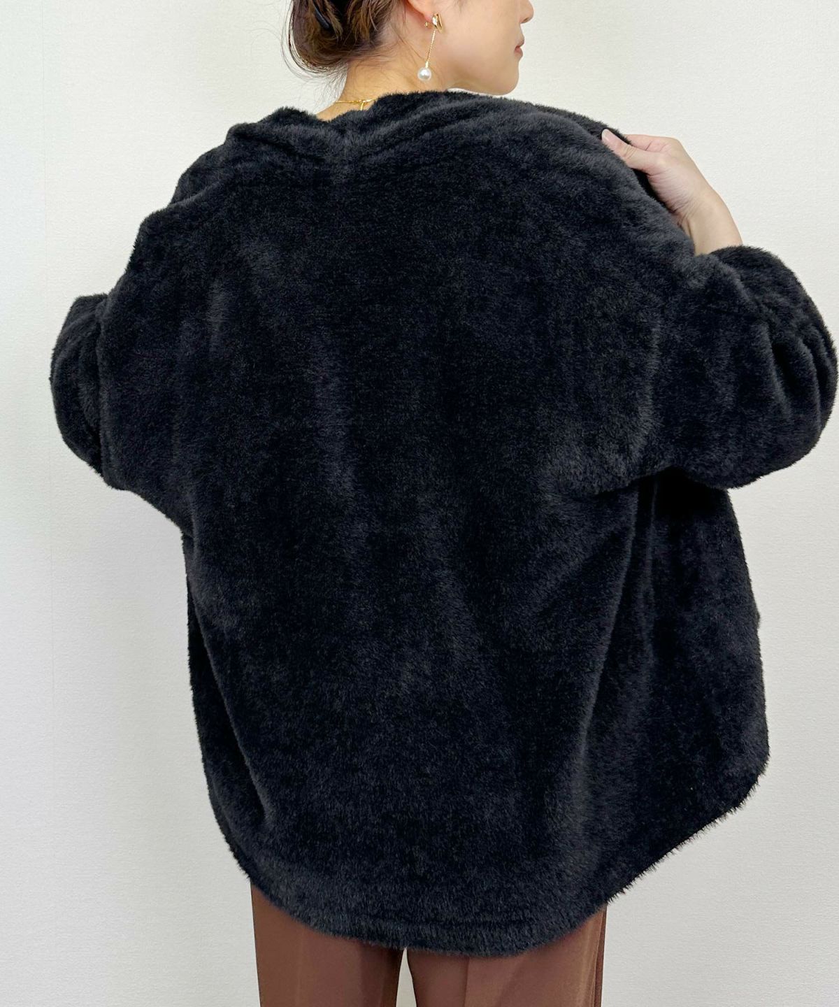 model：H164　着用サイズ：M　ブラック