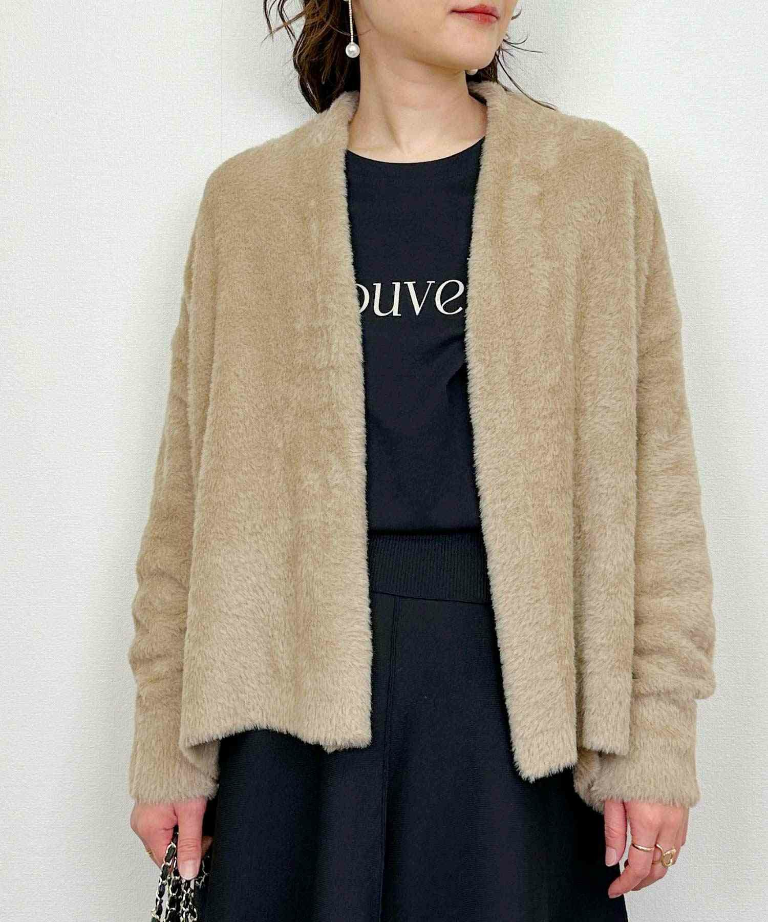 model：H164　着用サイズ：M　モカ