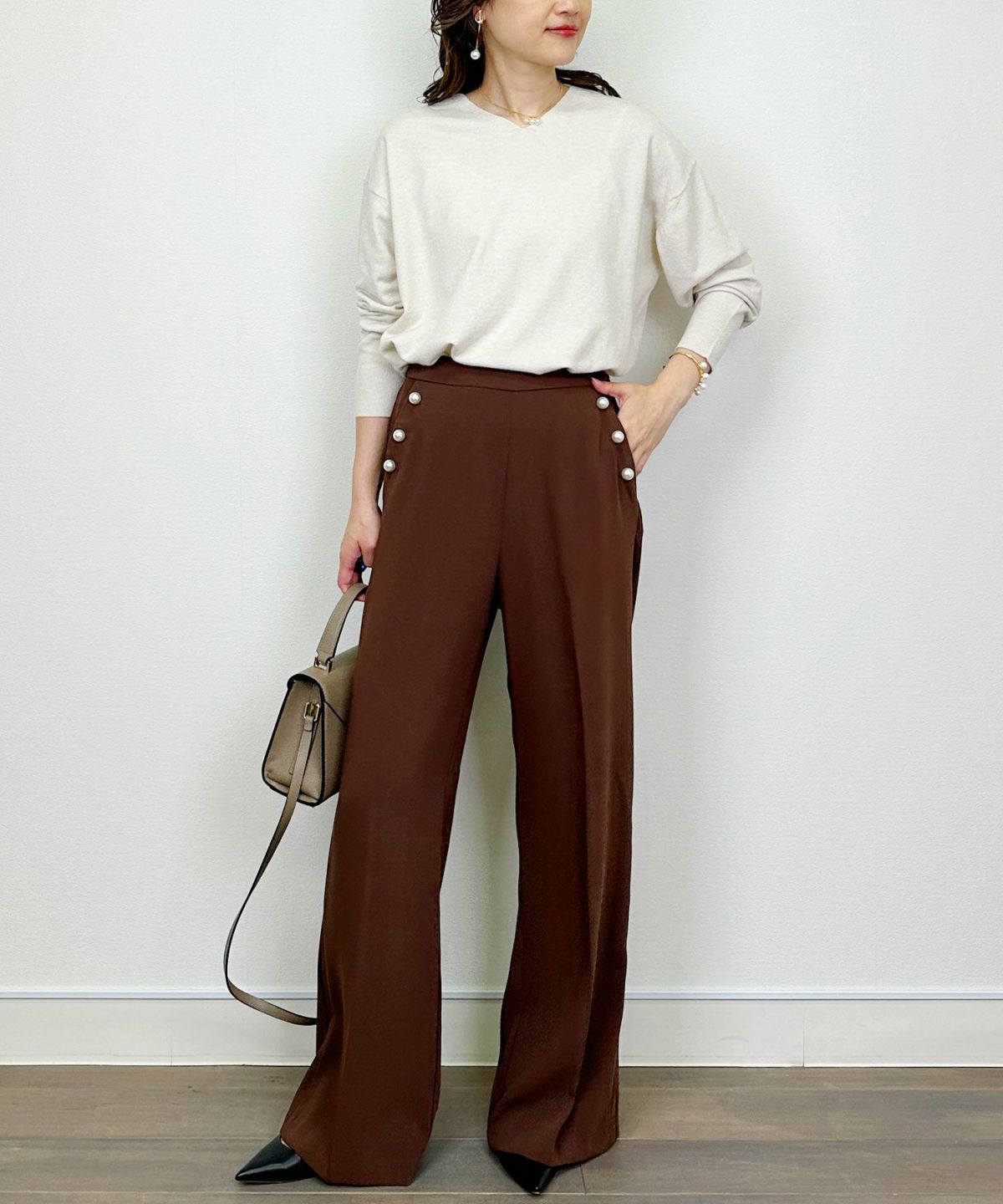 model：H164　着用サイズ：M　アイボリー