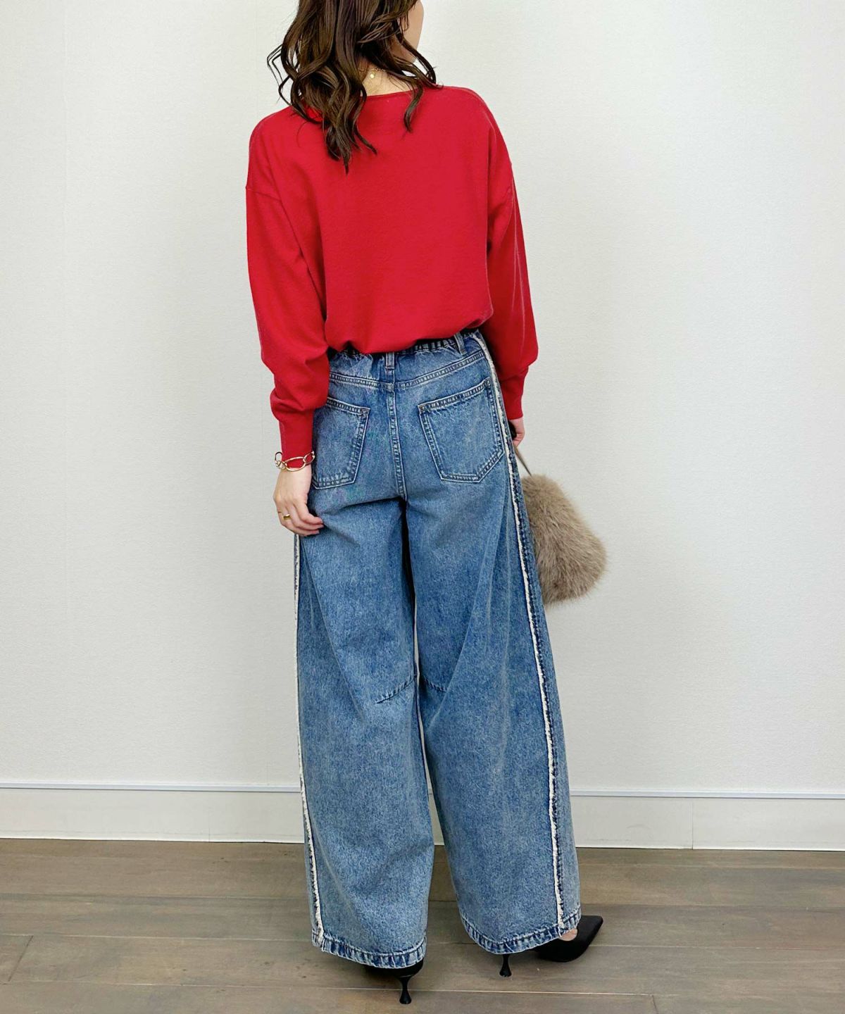 model：H164　着用サイズ：M　レッド