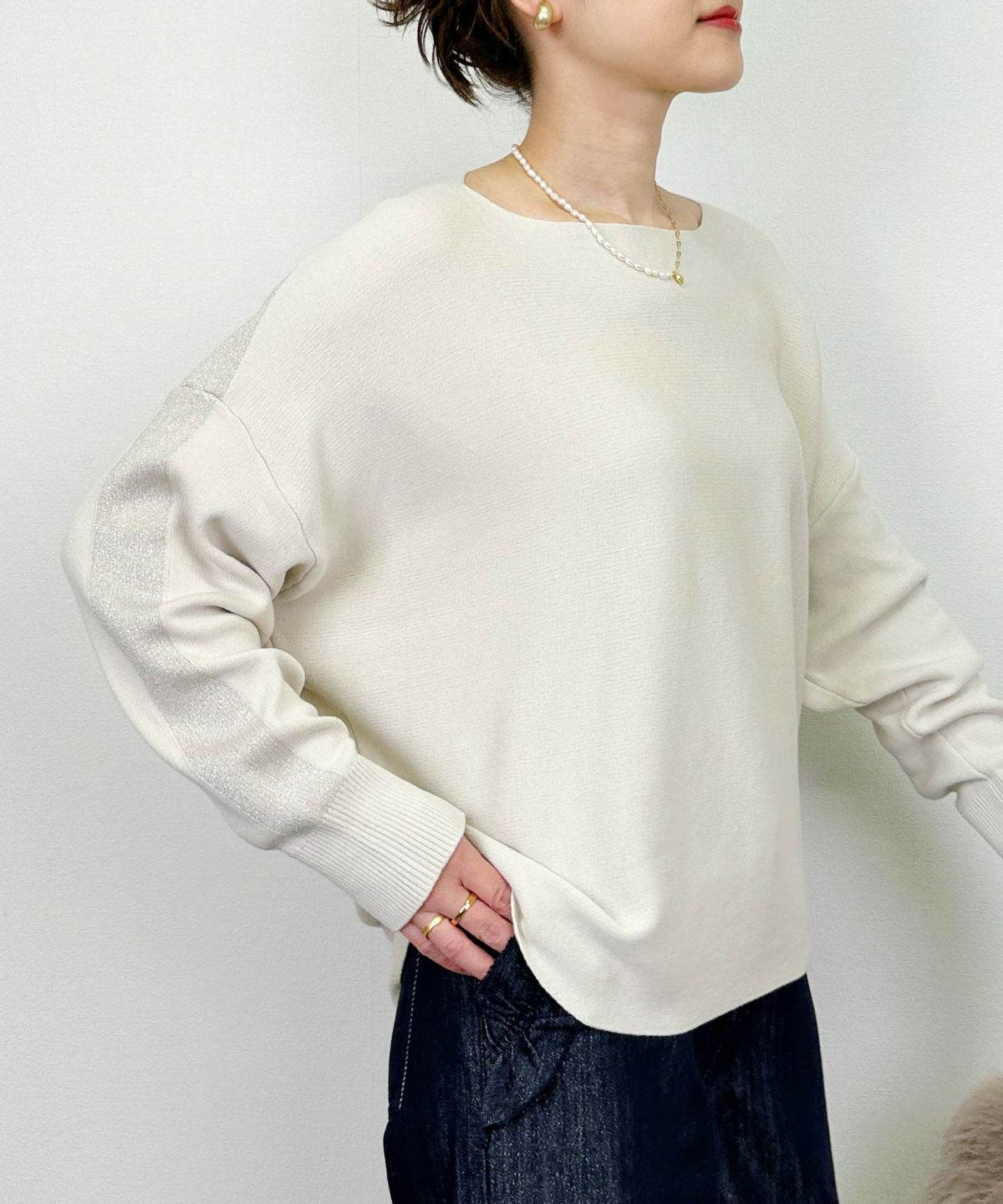 model：H164　着用サイズ：M　アイボリー