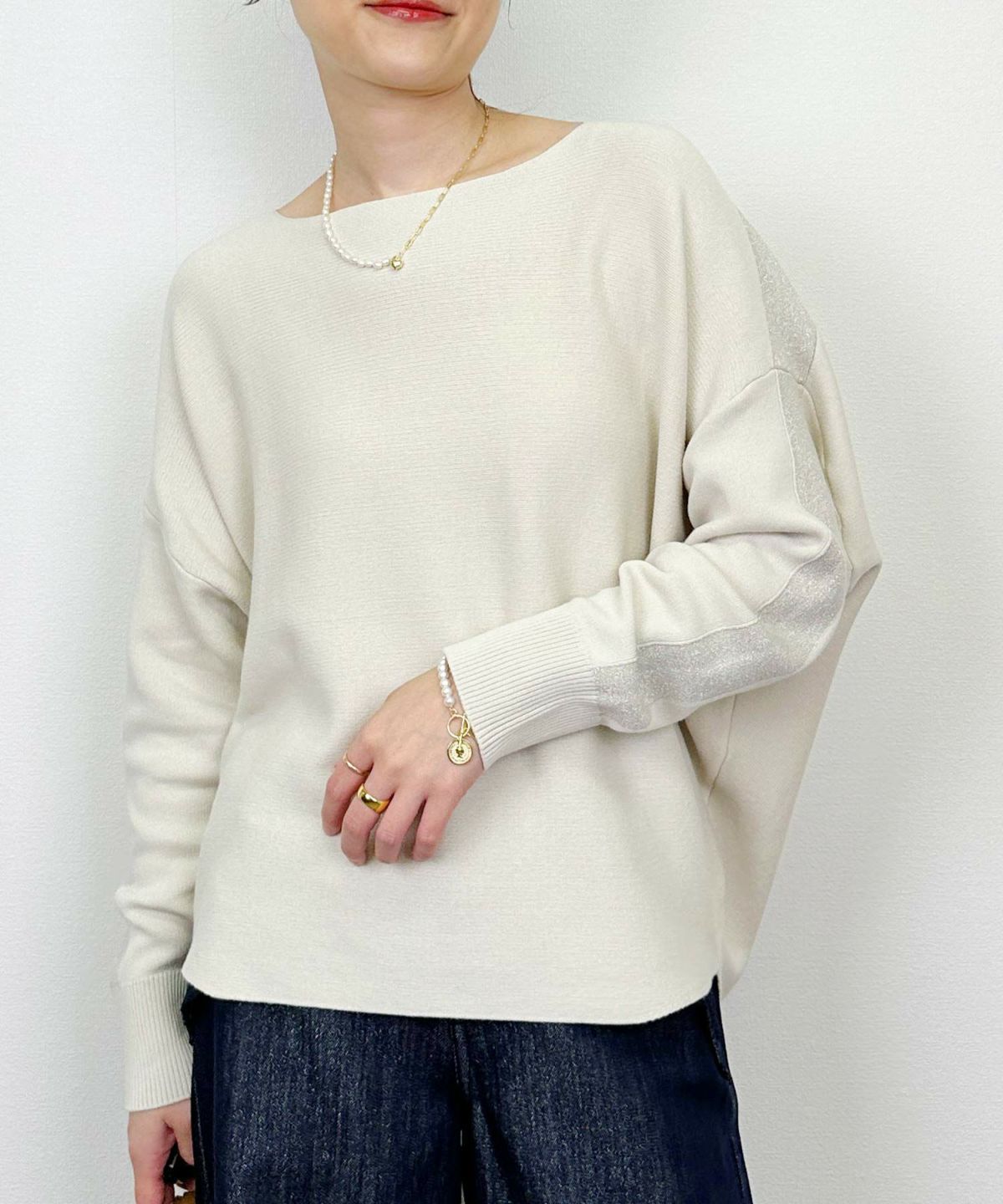 model：H164　着用サイズ：M　アイボリー