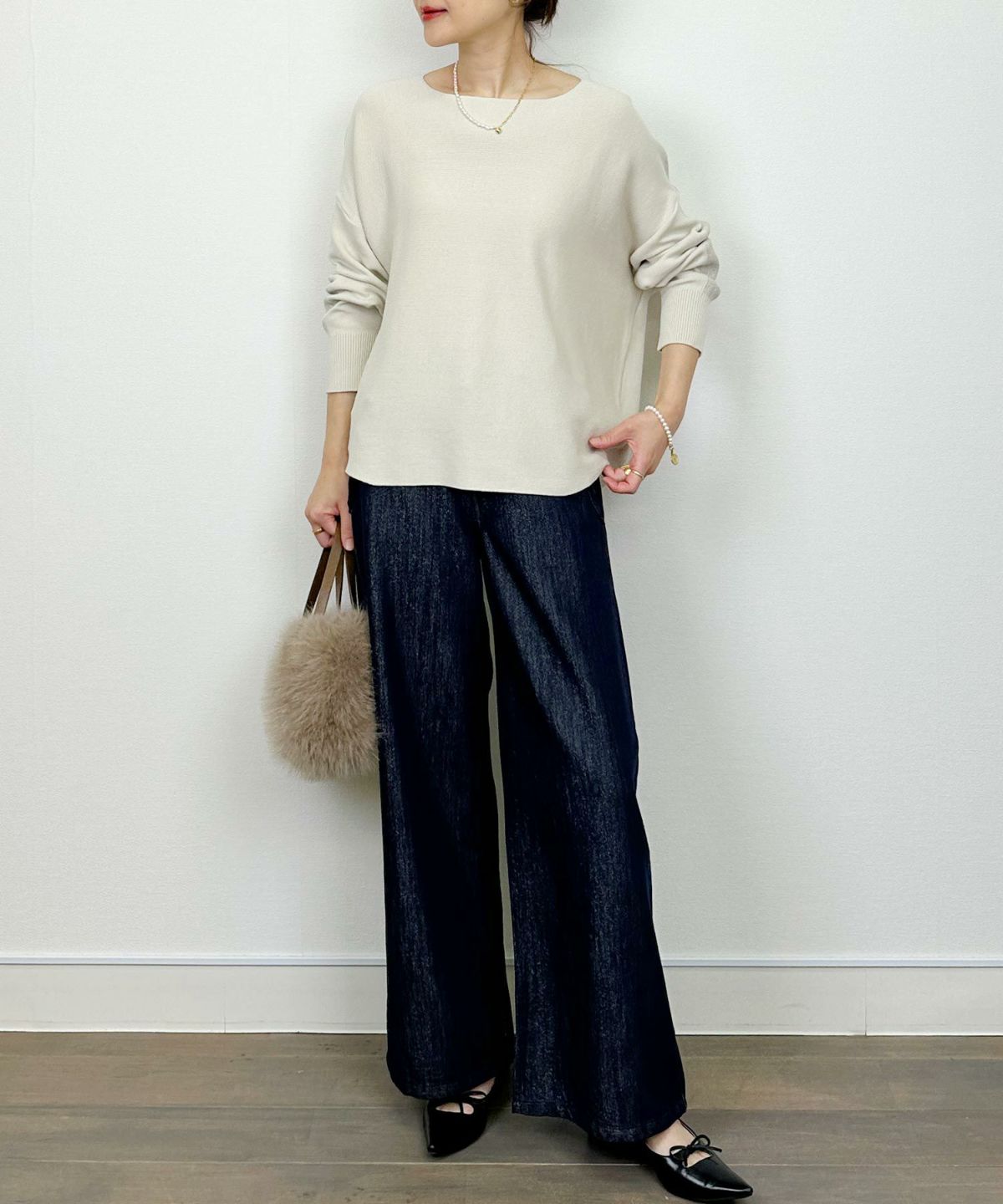 model：H164　着用サイズ：M　アイボリー