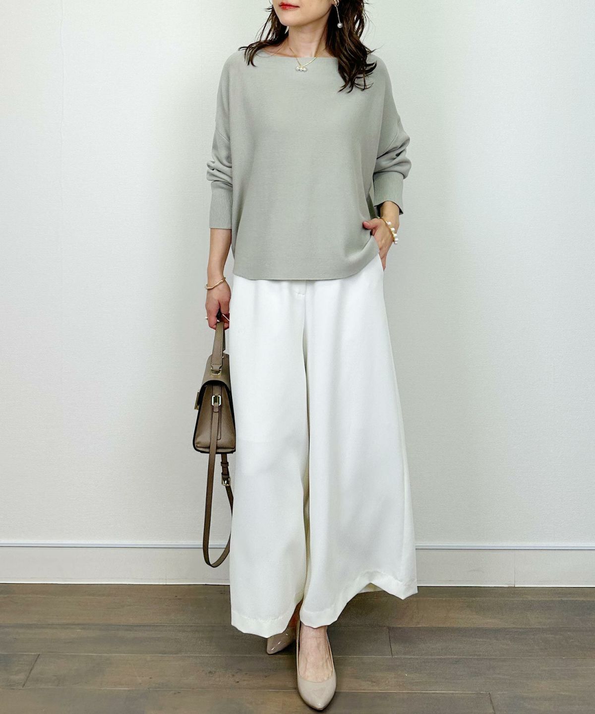 model：H164　着用サイズ：M　ライトグレー