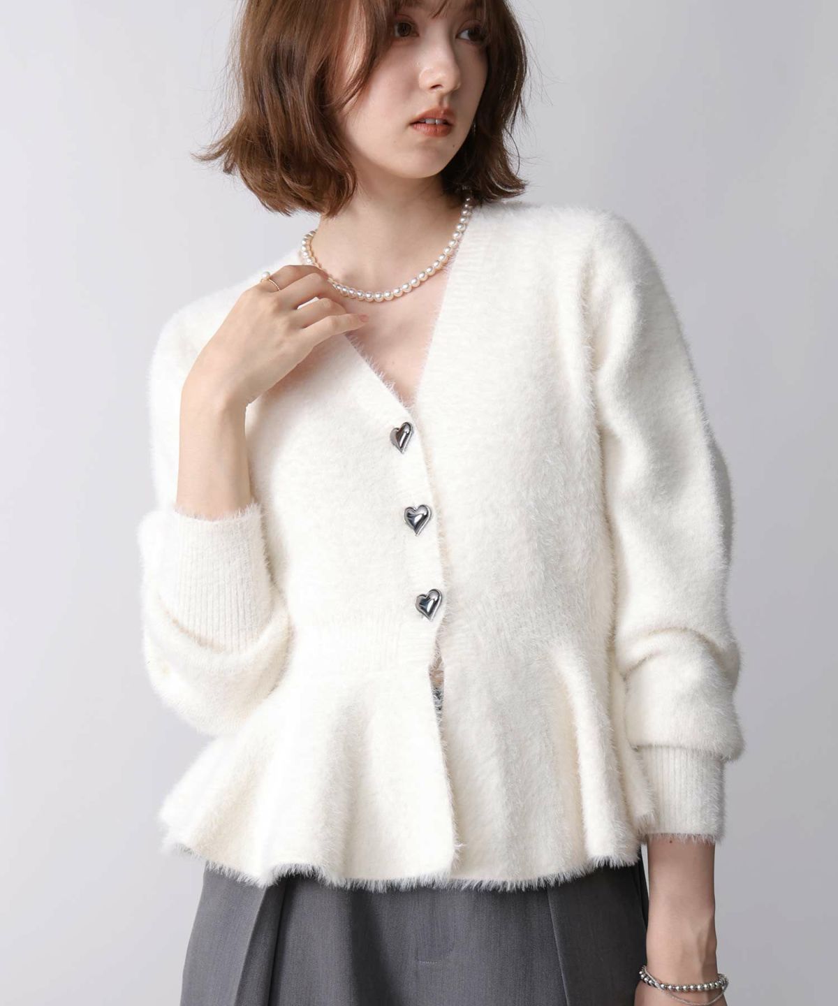 model：H171　着用サイズ：M　オフホワイト