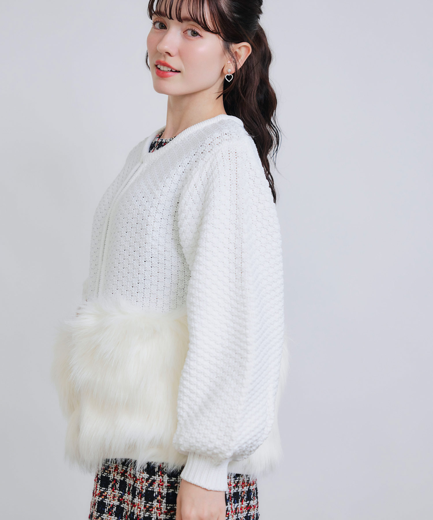 model：H155　着用サイズ：M　オフホワイト