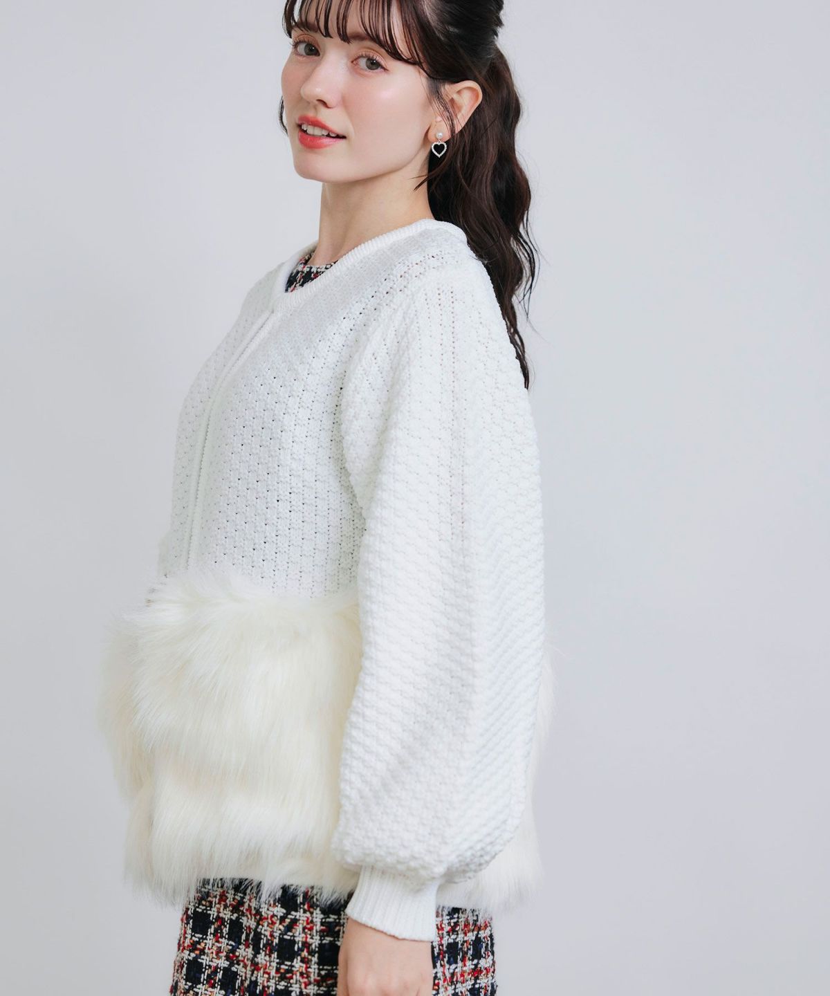 model：H155　着用サイズ：M　オフホワイト