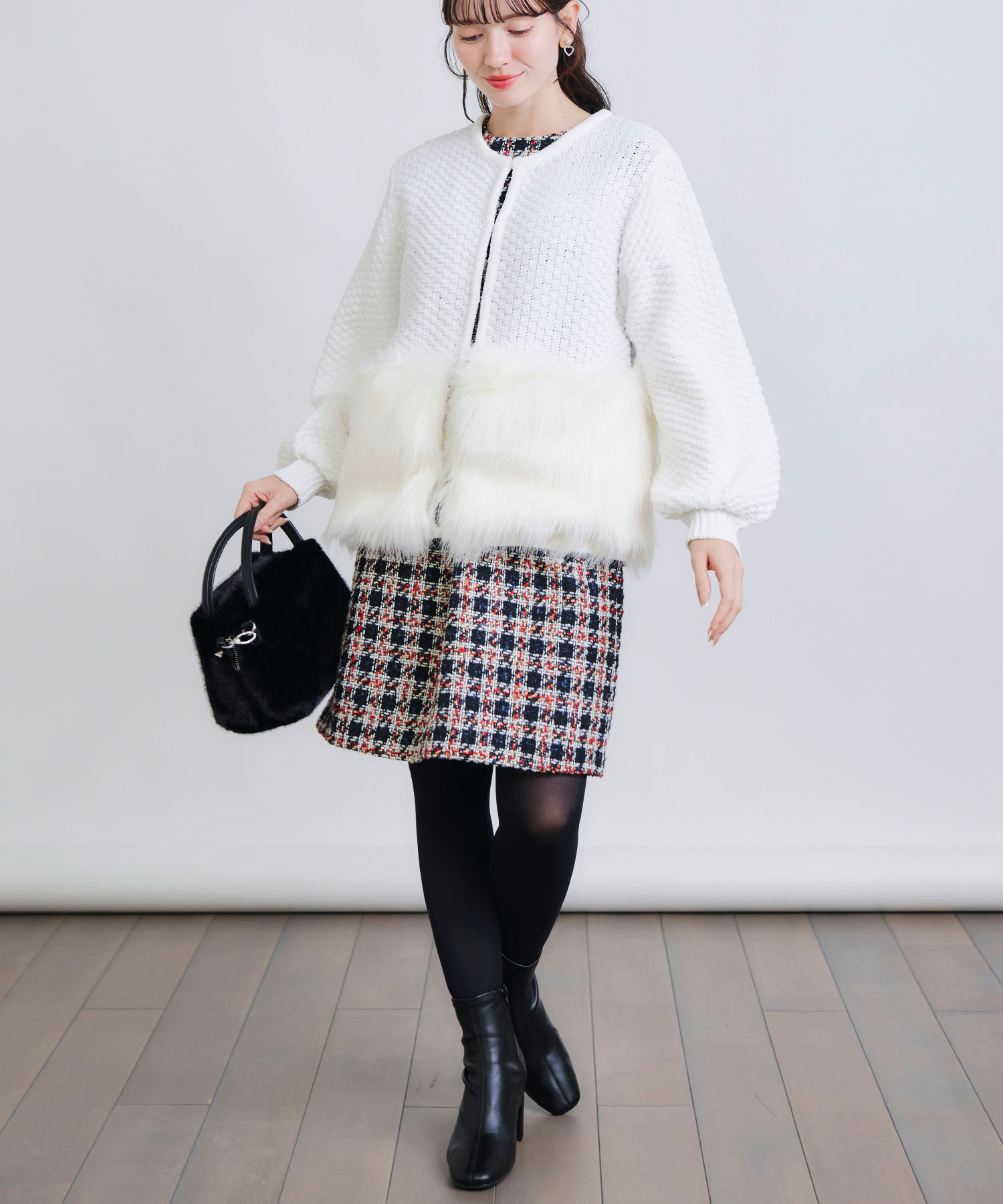 model：H155　着用サイズ：M　オフホワイト