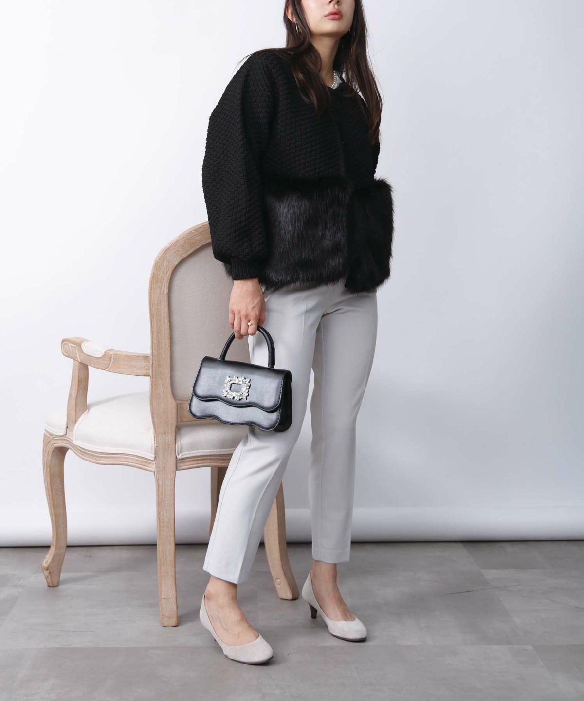 model：H160　着用サイズ：M　ブラック