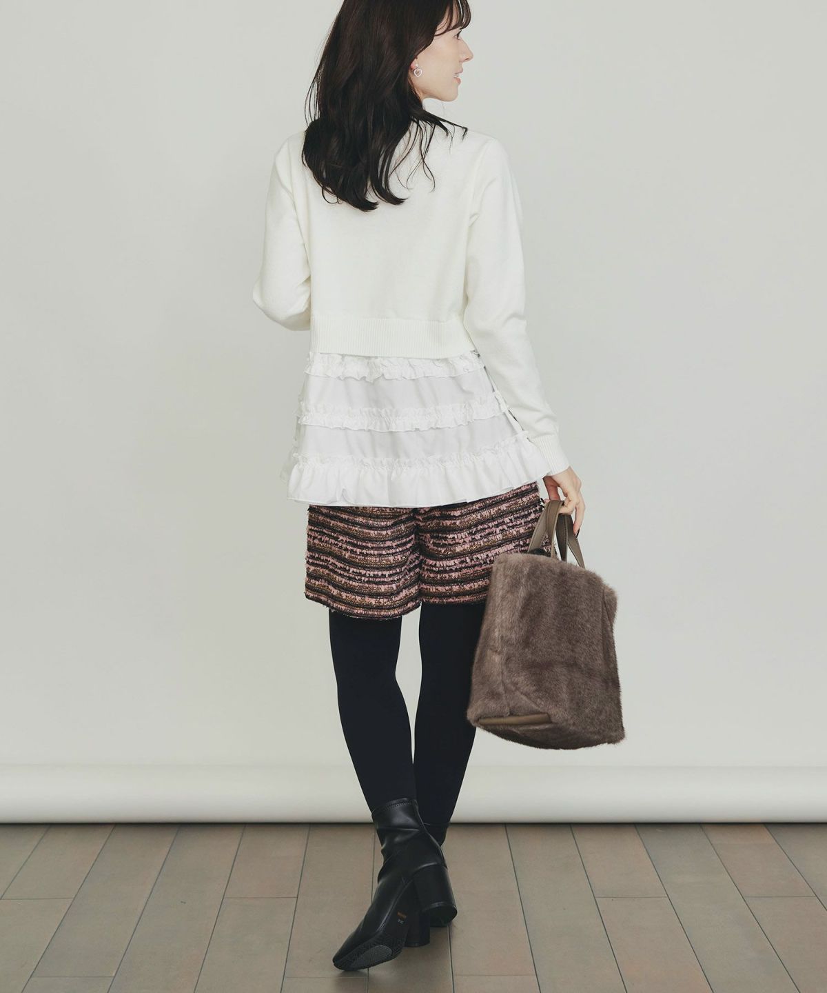 model：H155　着用サイズ：M　オフホワイト