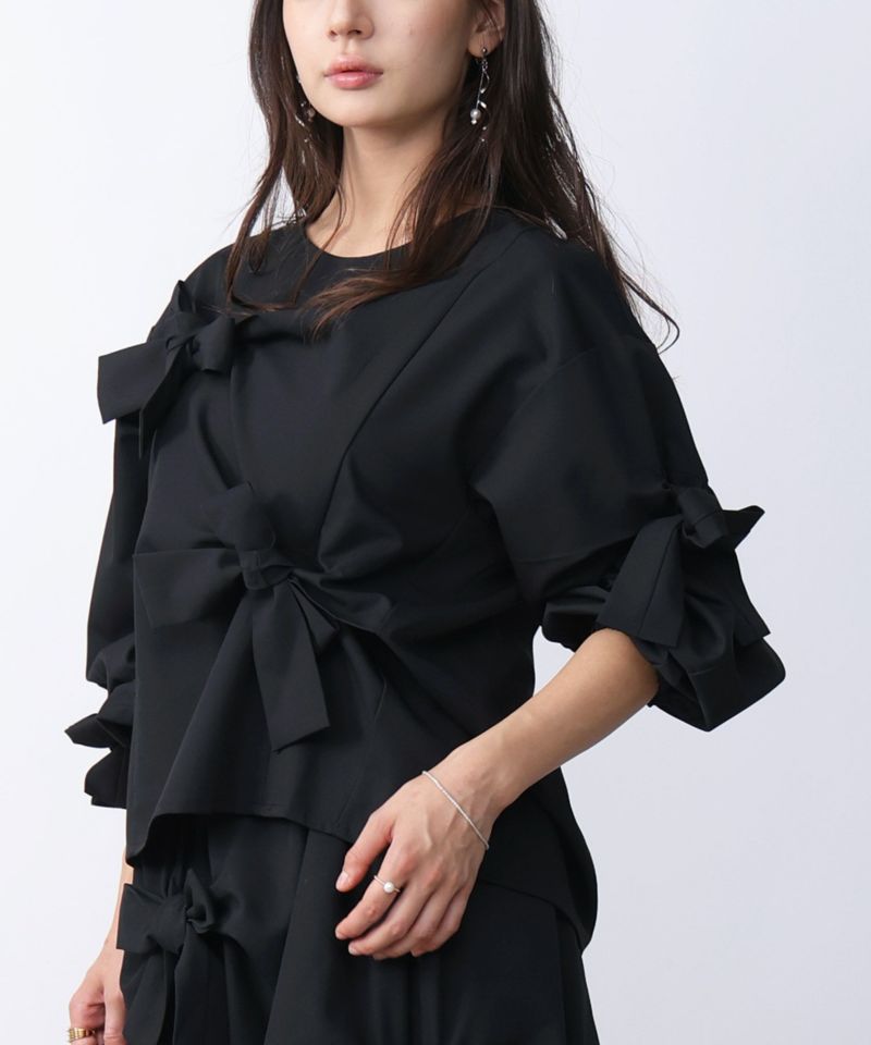 model：H160　着用サイズ：M　ブラック