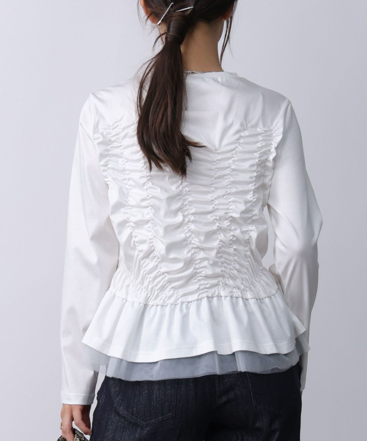 model：H160　着用サイズ：M　オフホワイト