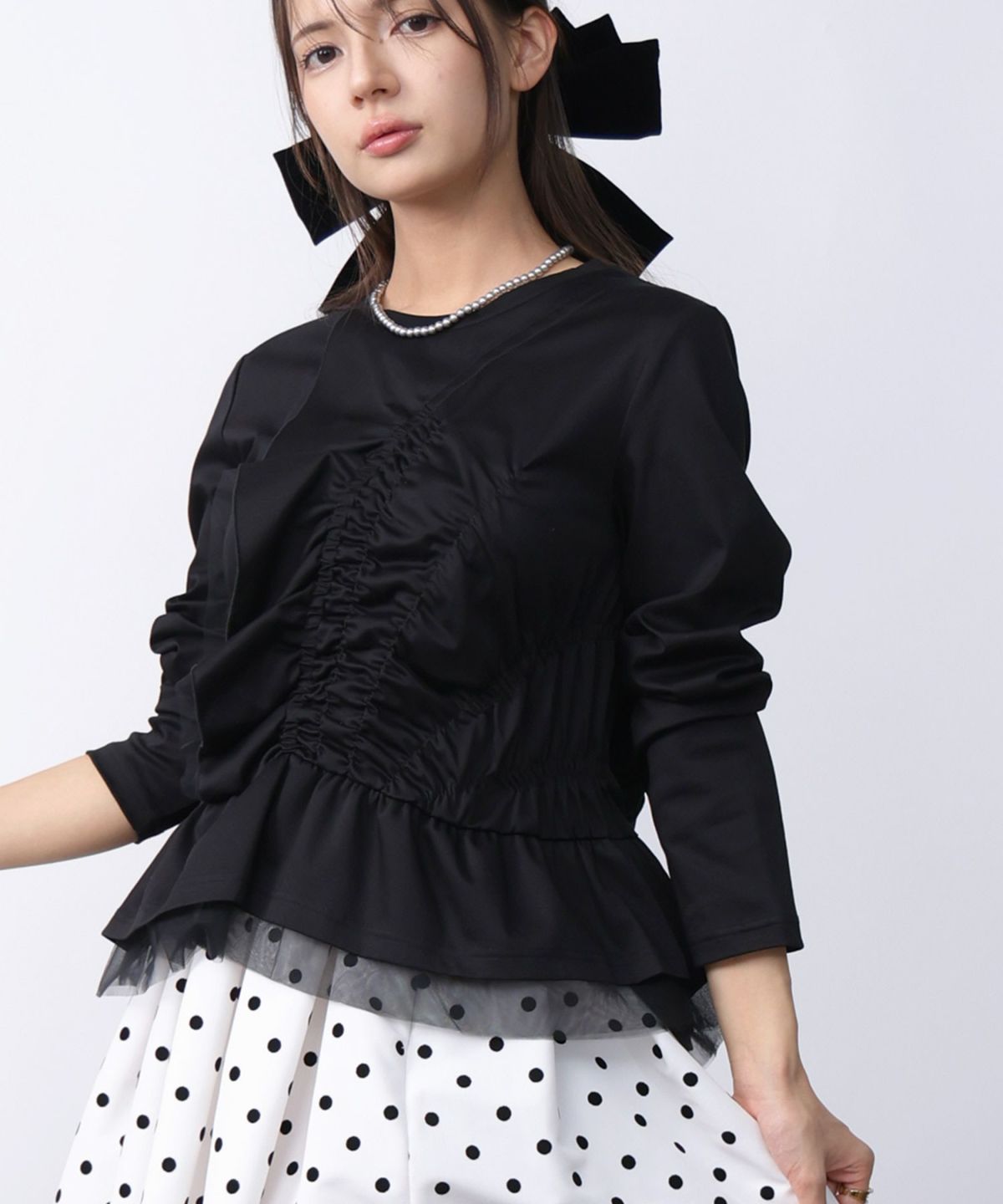 model：H160　着用サイズ：M　ブラック