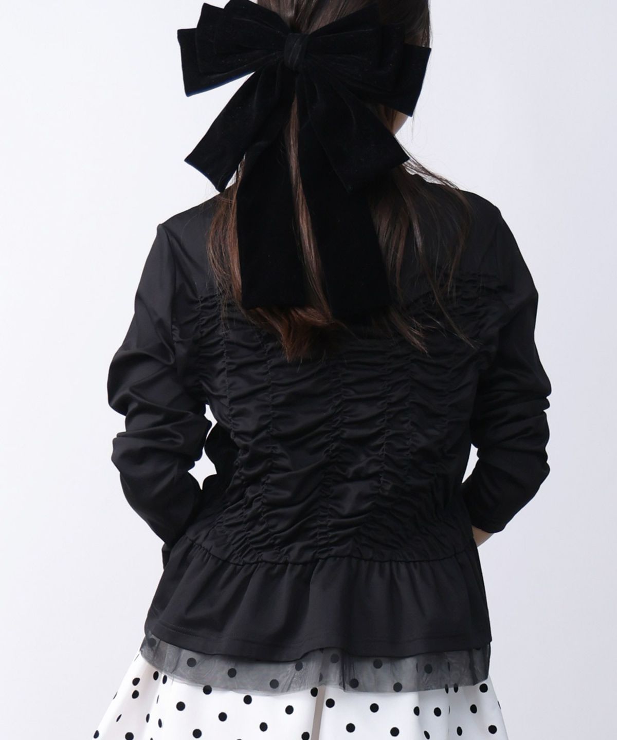 model：H160　着用サイズ：M　ブラック