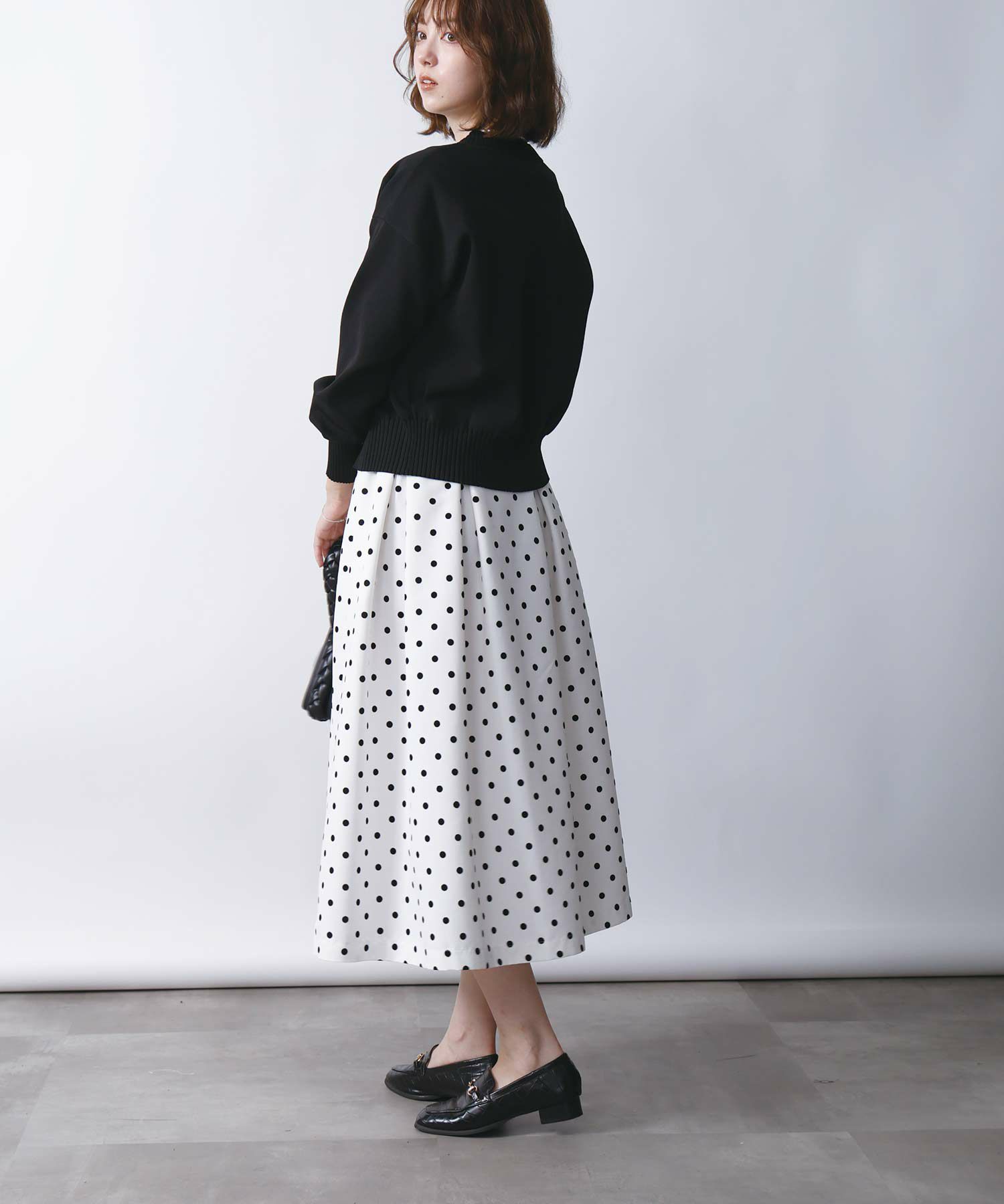 model：H171　着用サイズ：M　ブラック