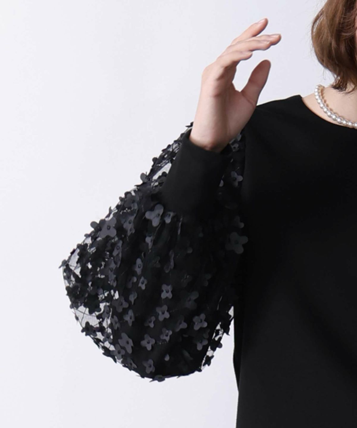 model：H171　着用サイズ：M ブラック