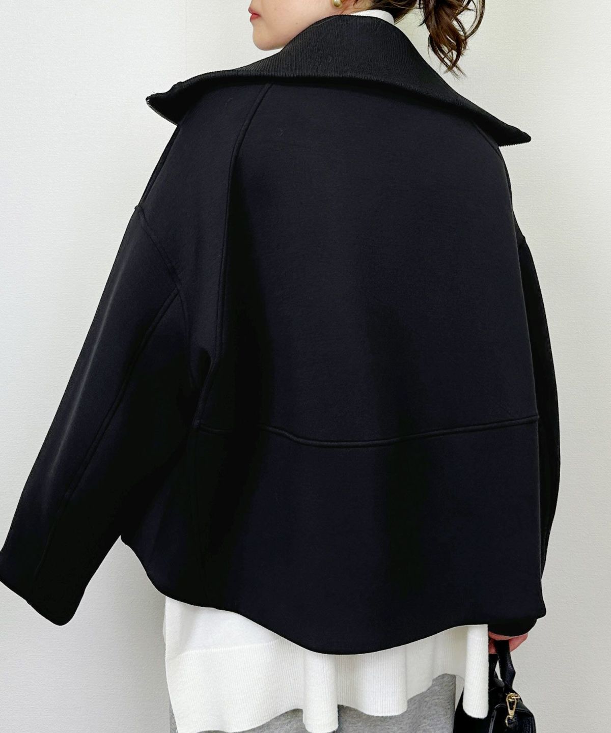 model：H164　着用サイズ：M　ブラック