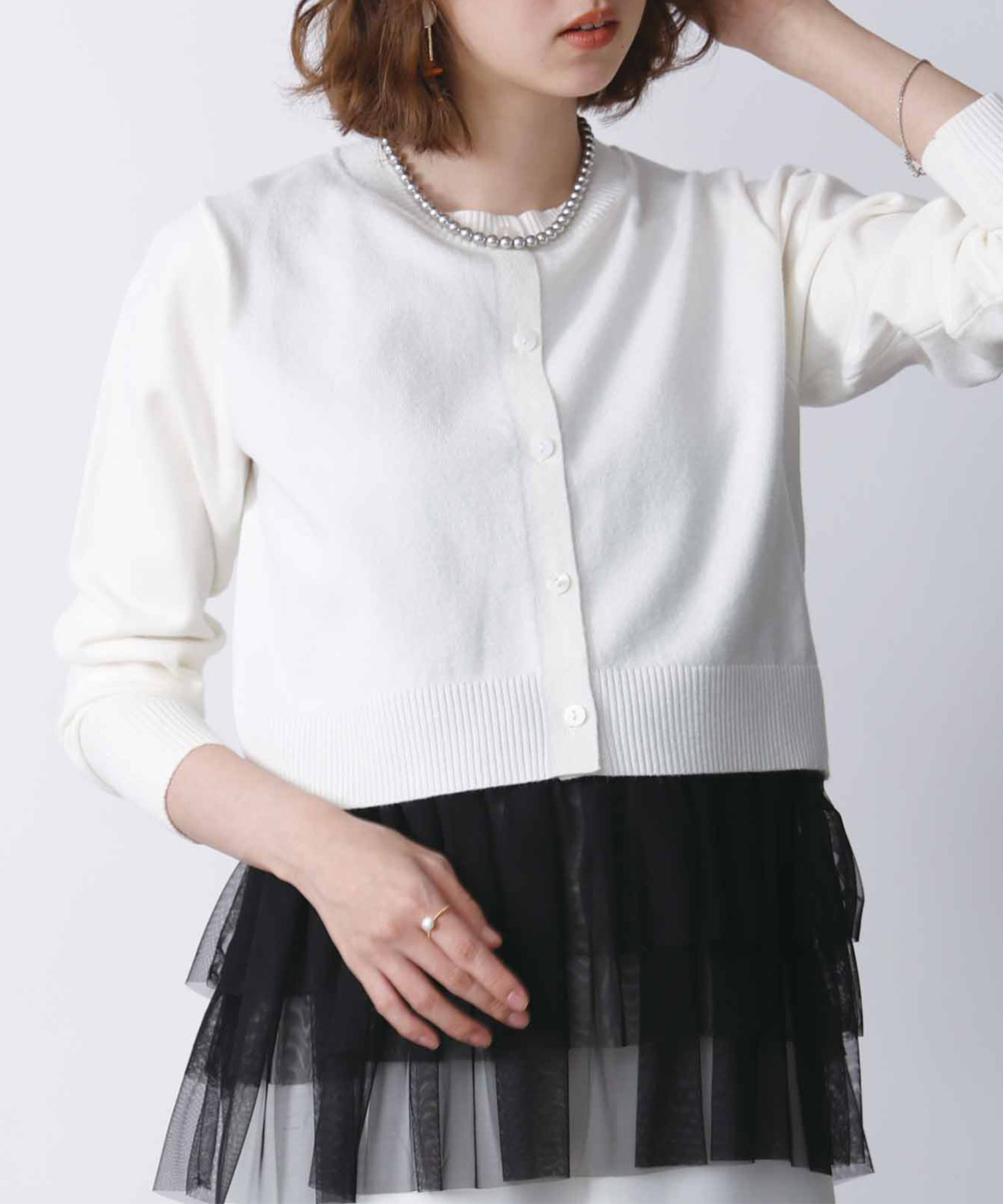 model：H171　着用サイズ：M オフホワイト