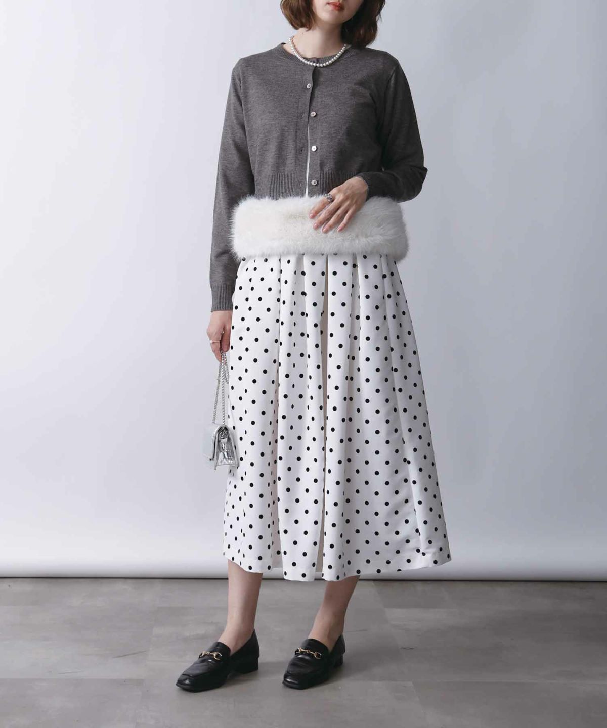 model：H171　着用サイズ：M グレー