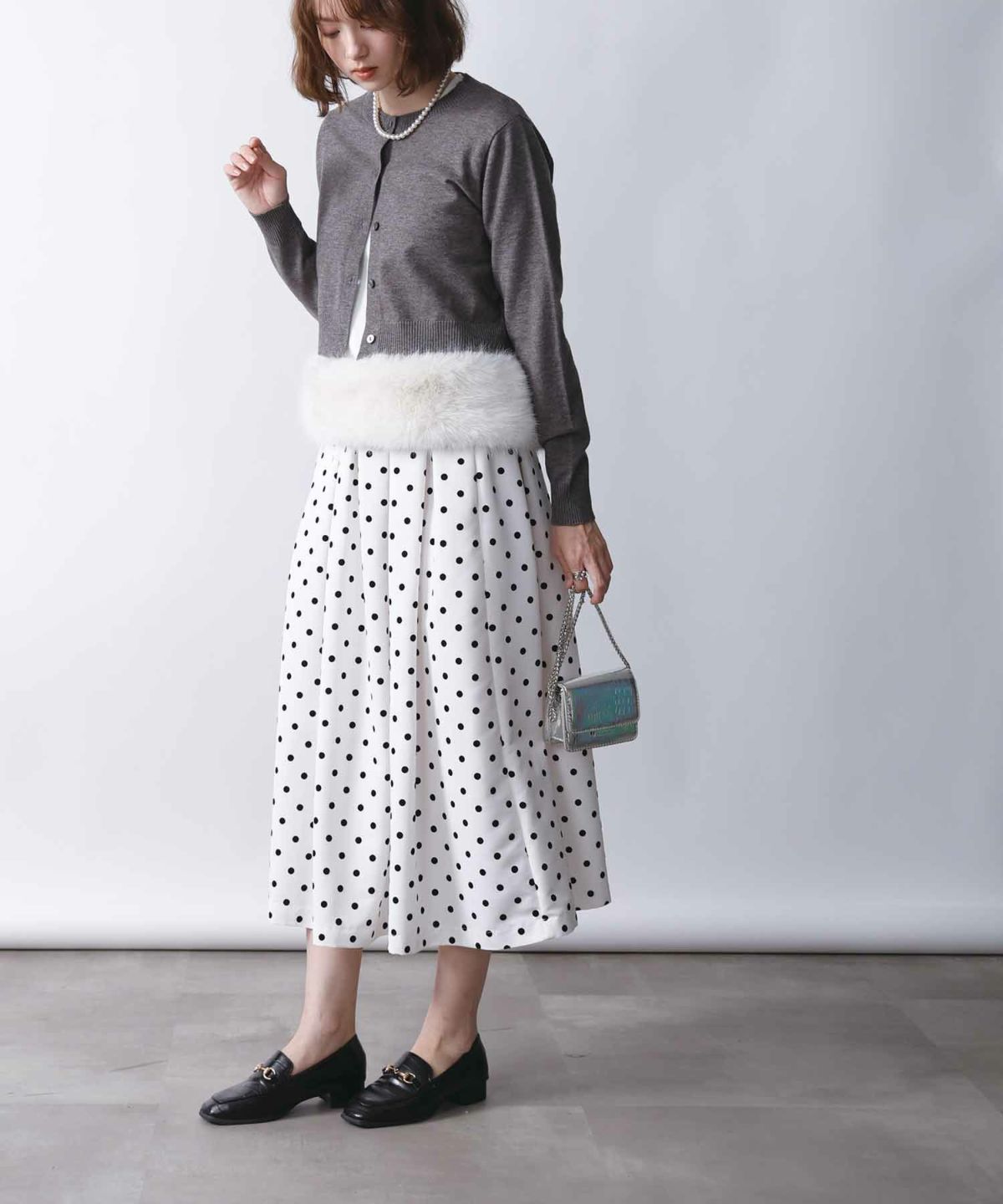 model：H171　着用サイズ：M グレー