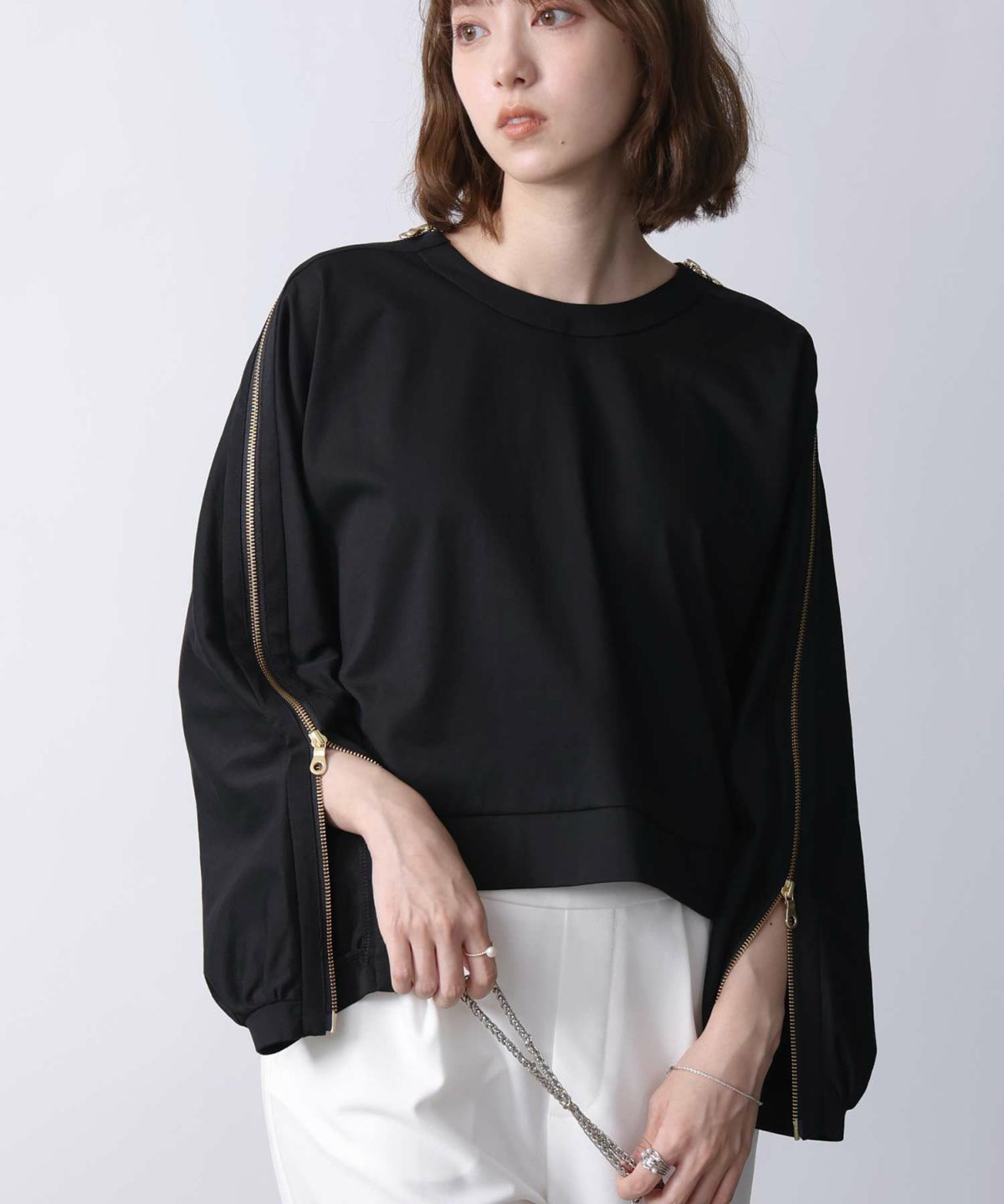 model：H171　着用サイズ：M　ブラック