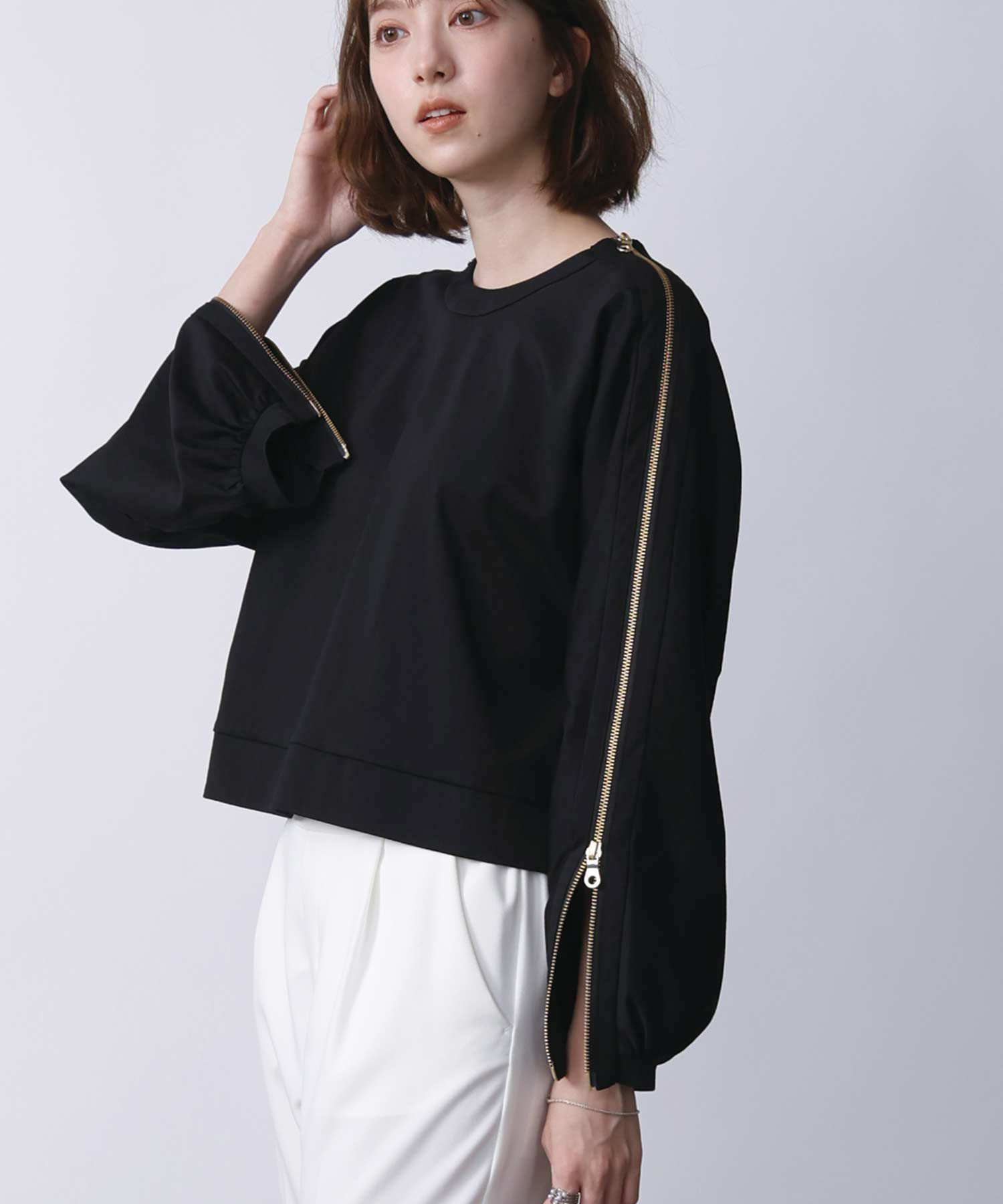model：H171　着用サイズ：M　ブラック