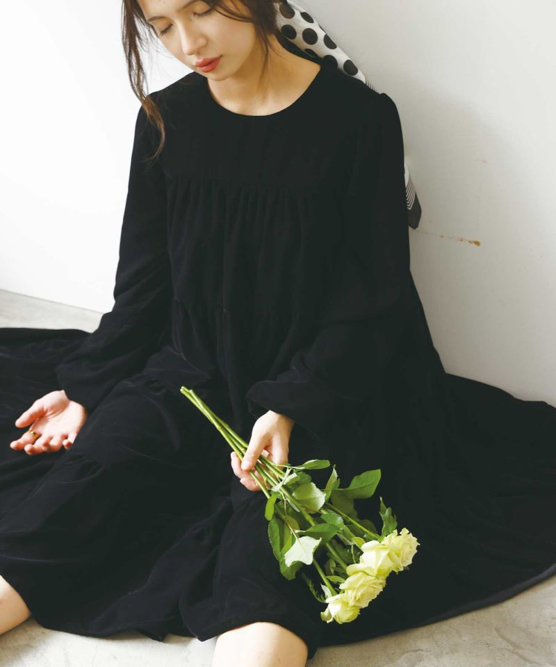 model：H160　着用サイズ：M　ブラック