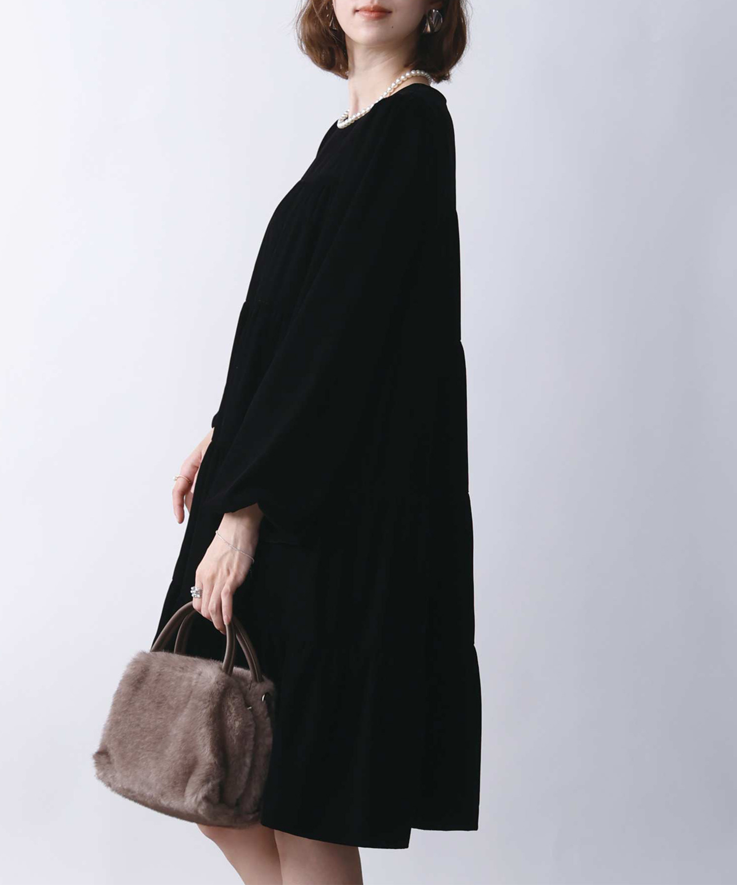 model：H171　着用サイズ：M　ブラック