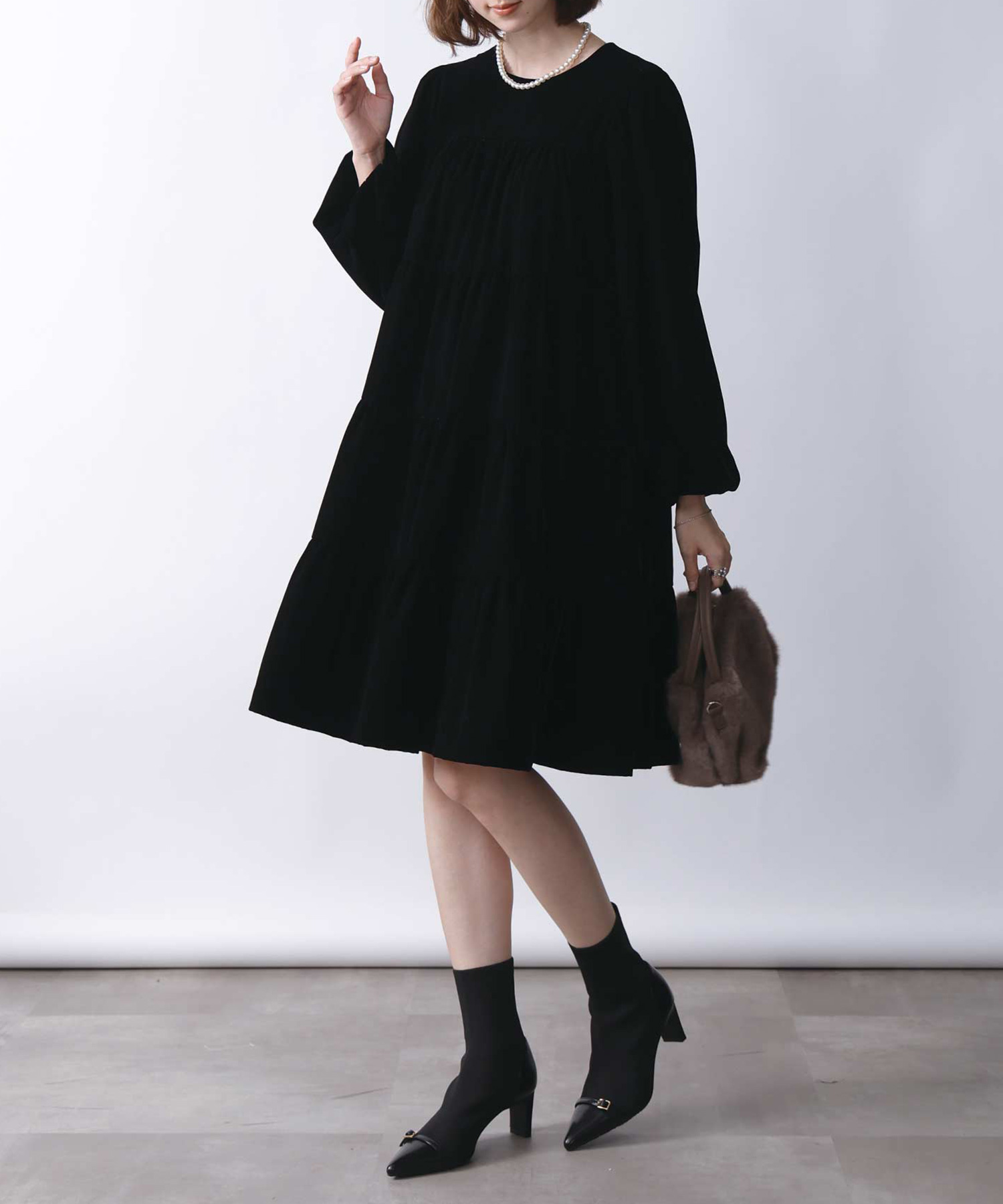 model：H171　着用サイズ：M　ブラック