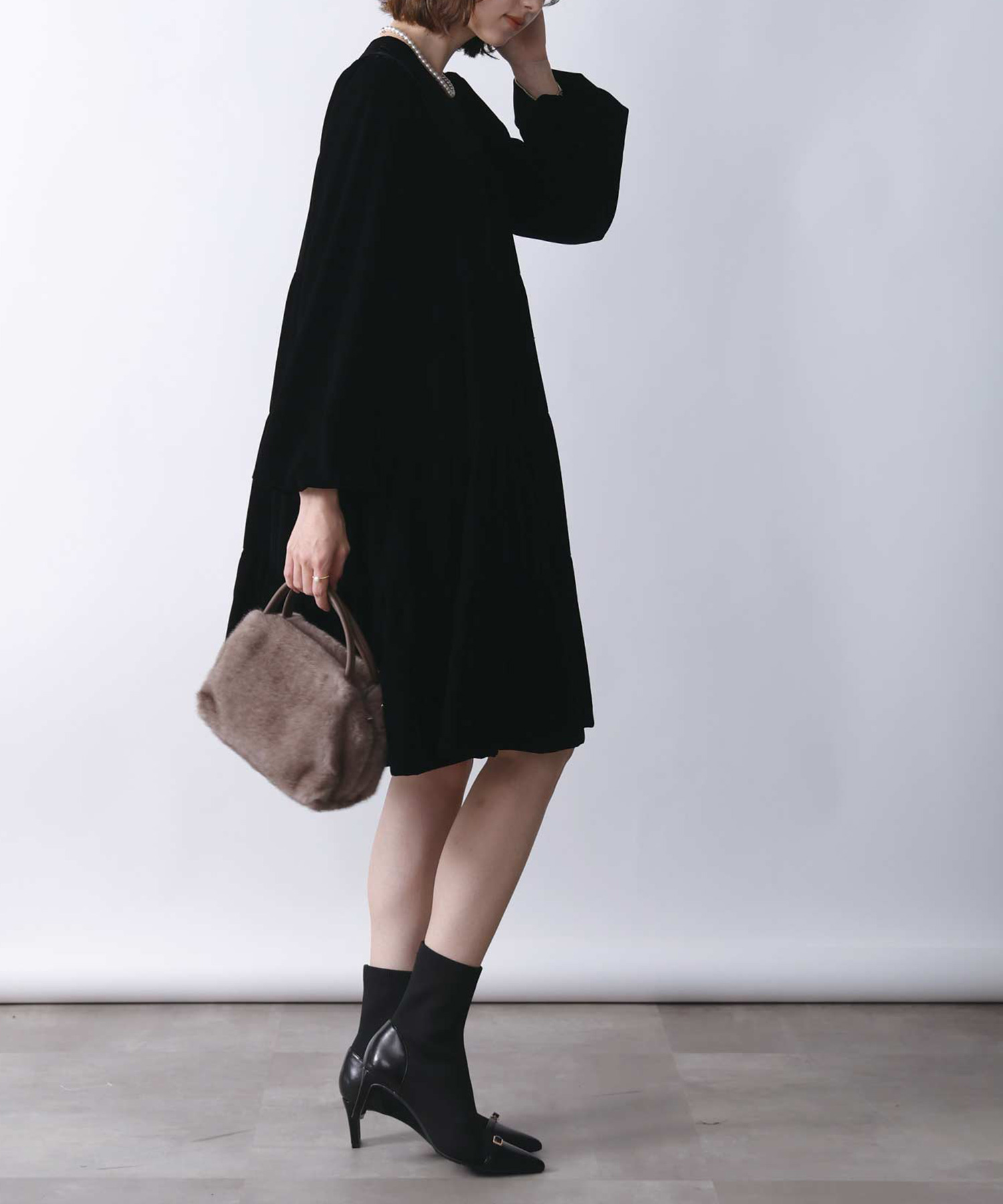 model：H171　着用サイズ：M　ブラック
