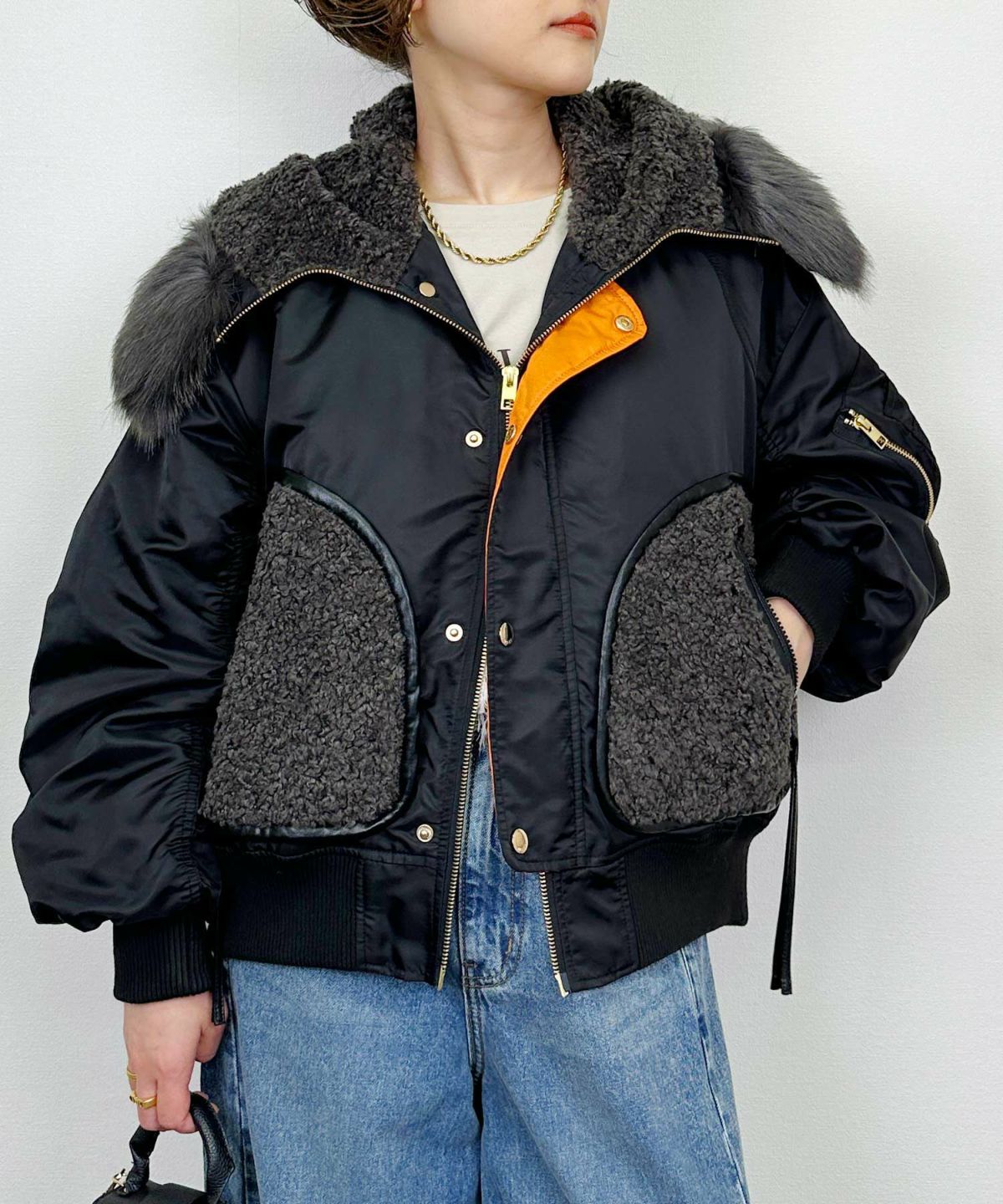 model：H164　着用サイズ：M　ブラック