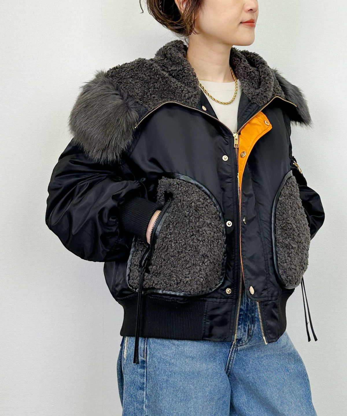 model：H164　着用サイズ：M　ブラック