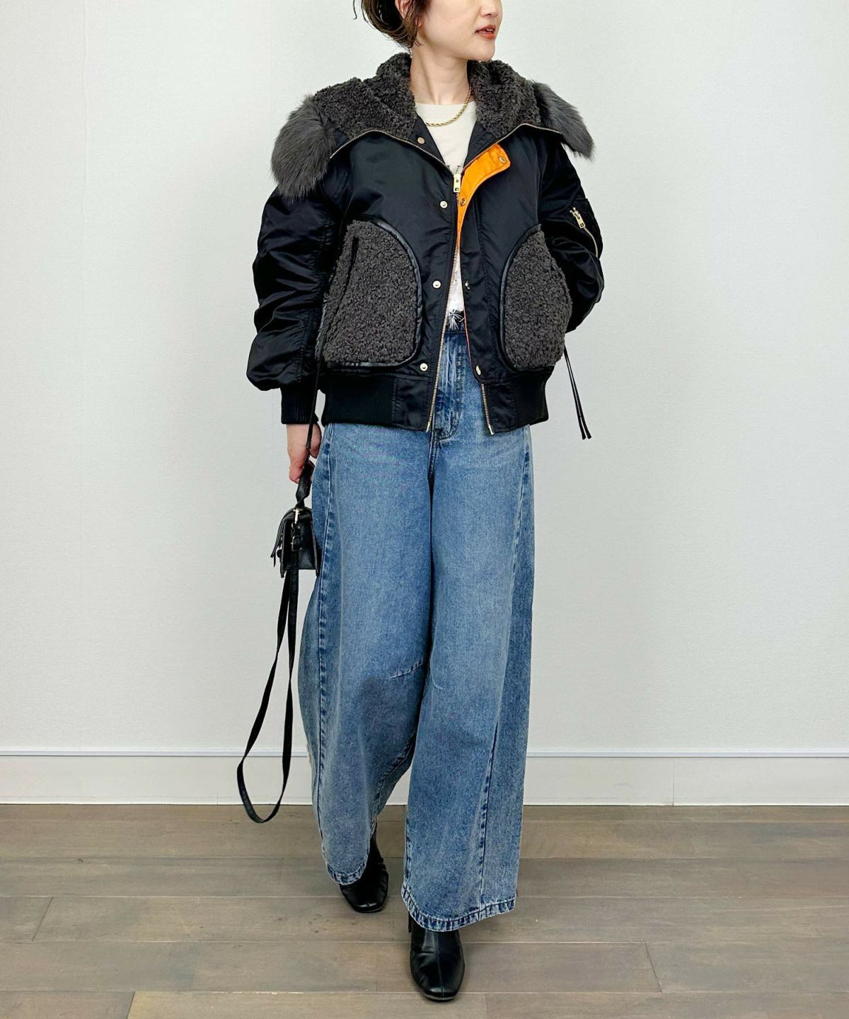 model：H164　着用サイズ：M　ブラック