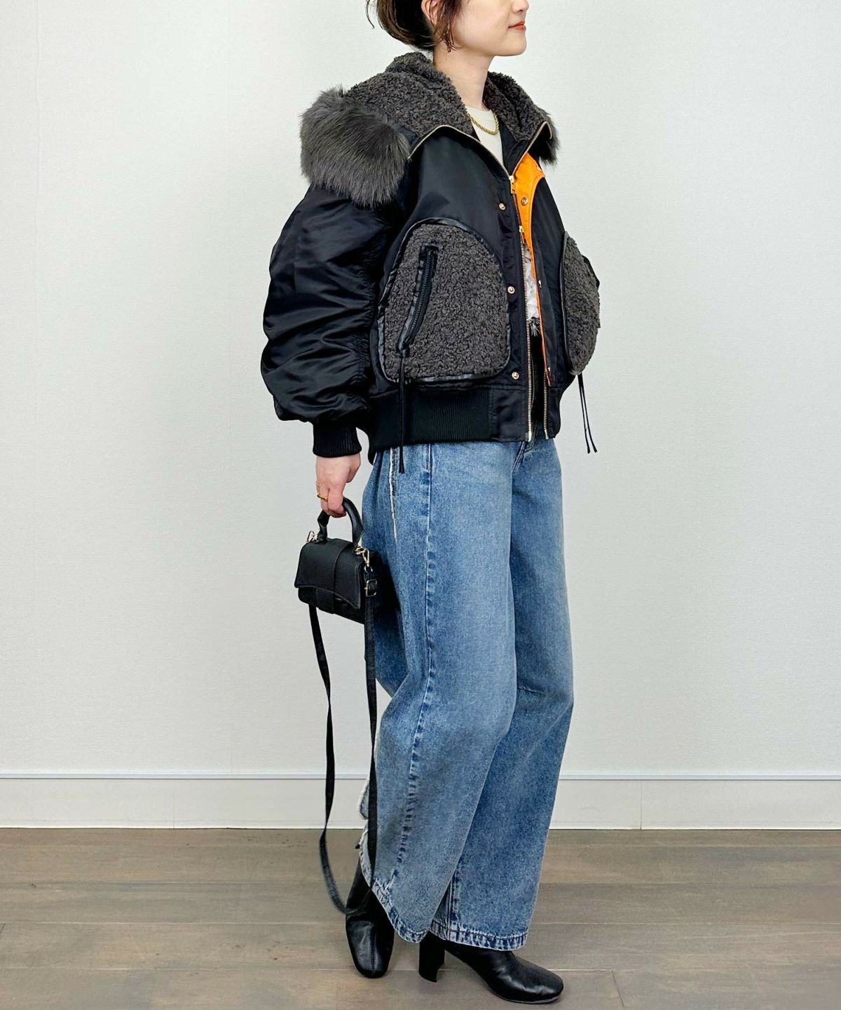 model：H164　着用サイズ：M　ブラック