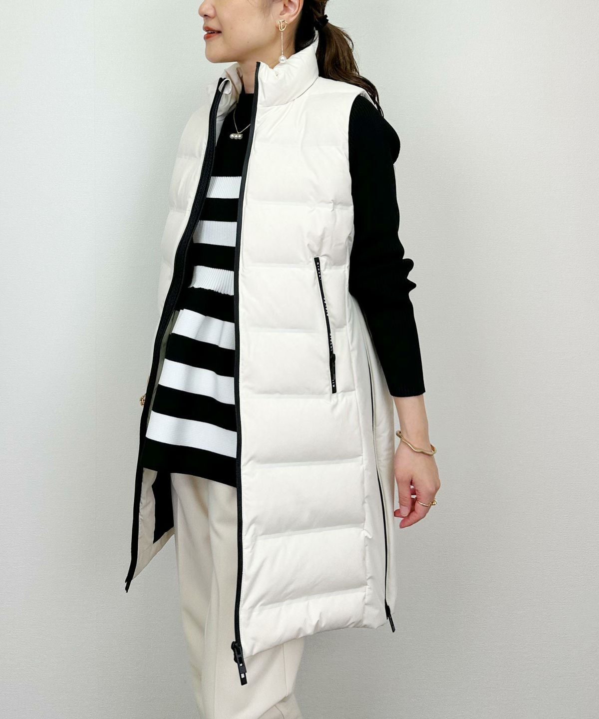 model：H164　着用サイズ：M　オフホワイト