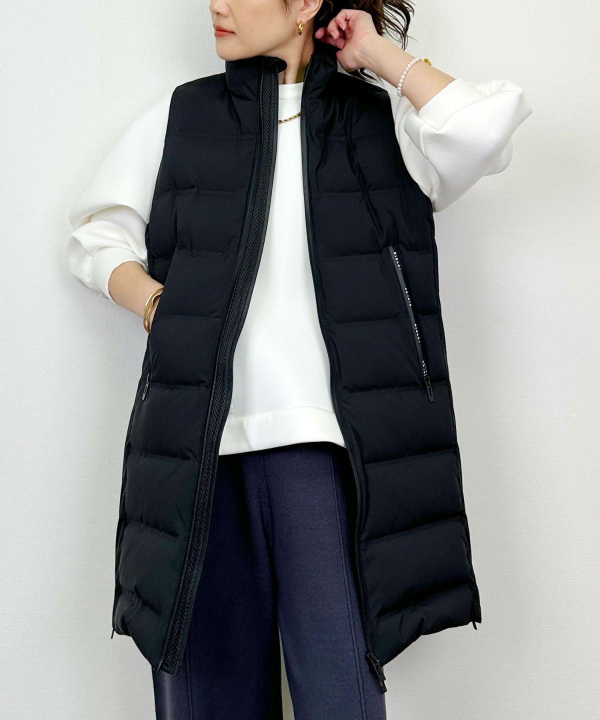 model：H164　着用サイズ：M　ブラック