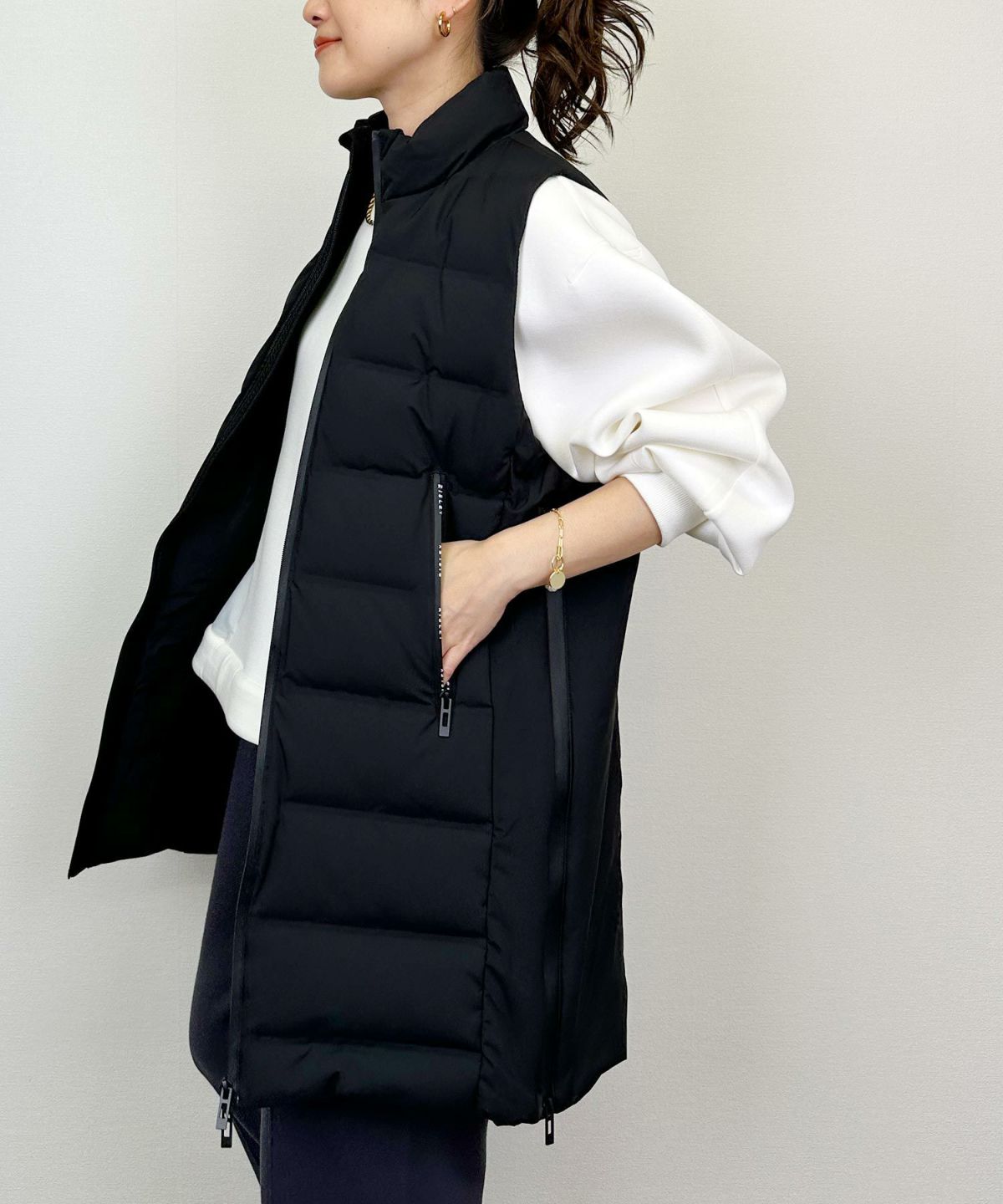 model：H164　着用サイズ：M　ブラック