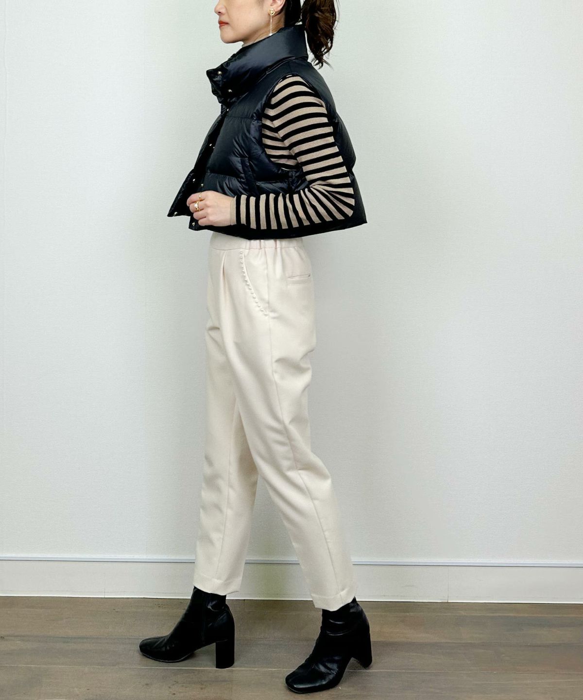 model：H164　着用サイズ：M　ブラック