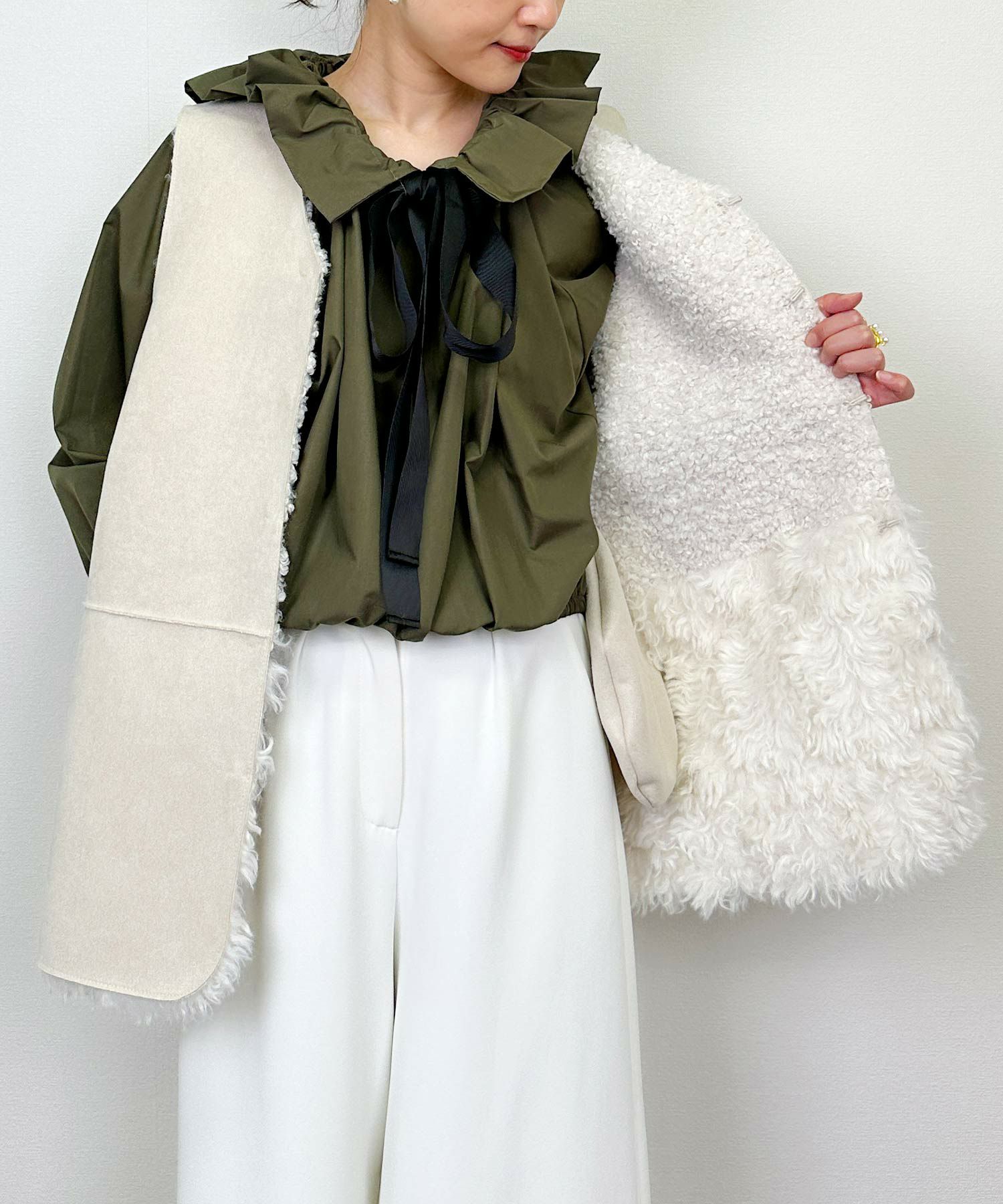 model：H164　着用サイズ：M オフホワイト