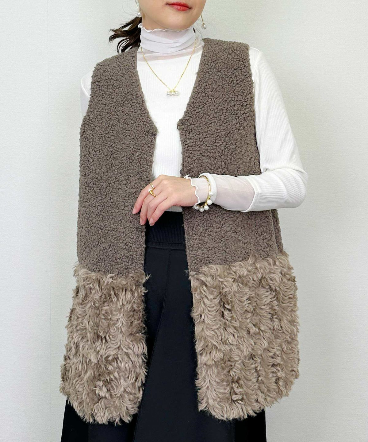 model：H164　着用サイズ：M グレー