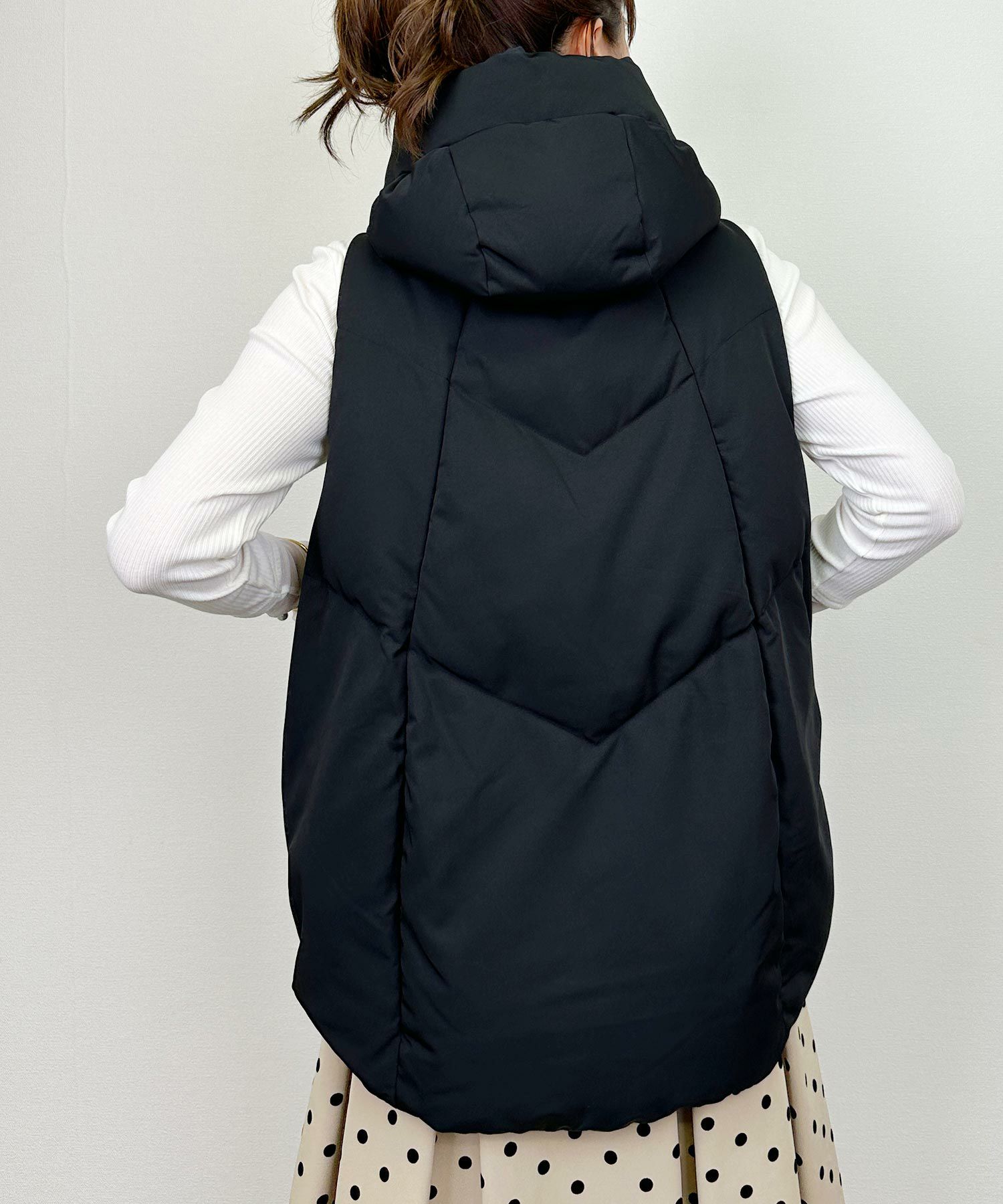 model：H164　着用サイズ：M　ブラック