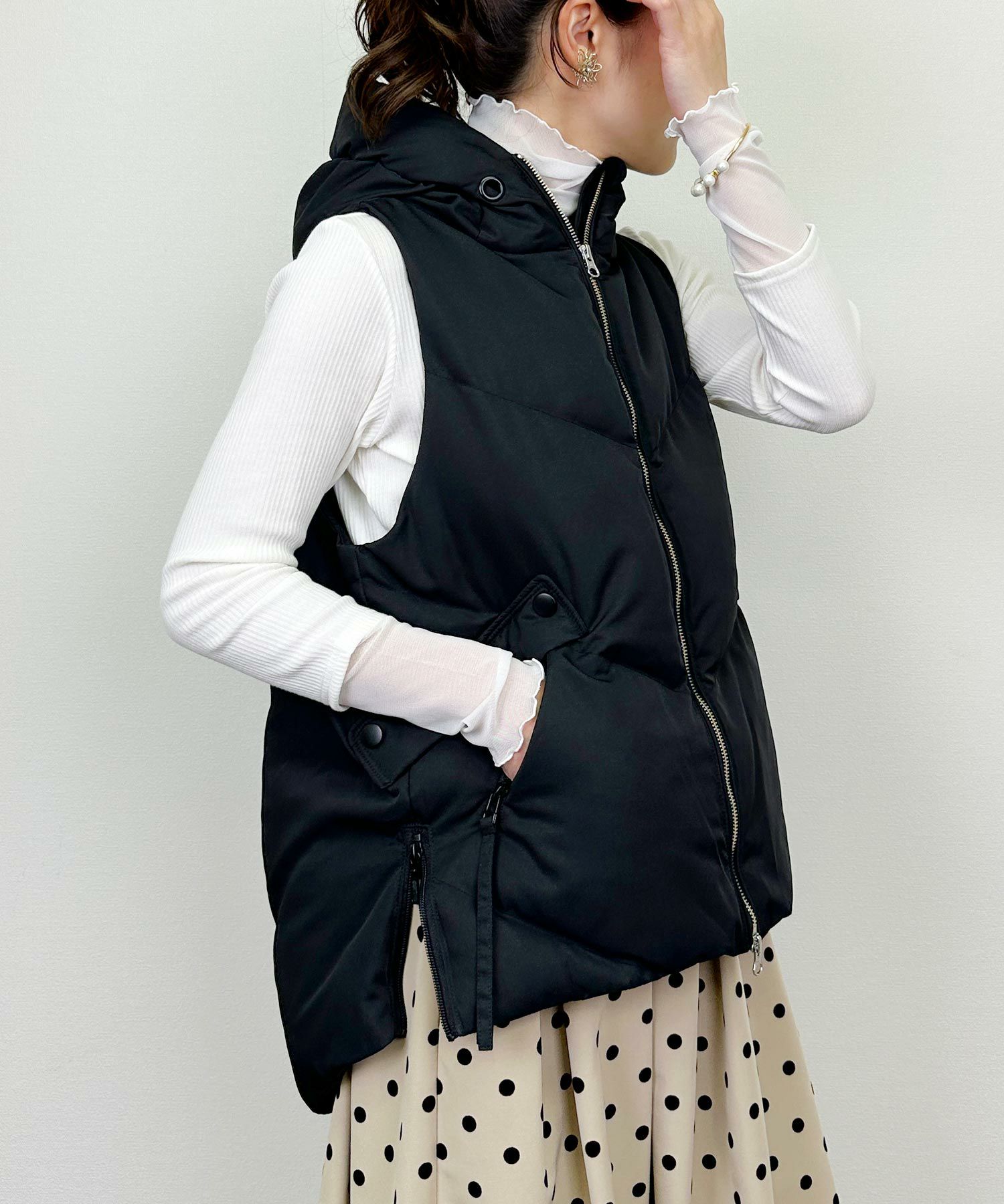 model：H164　着用サイズ：M　ブラック