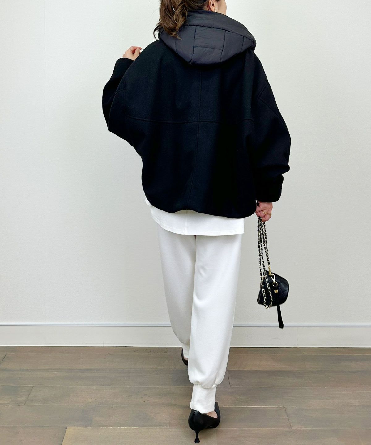 model：H164　着用サイズ：M　ブラック