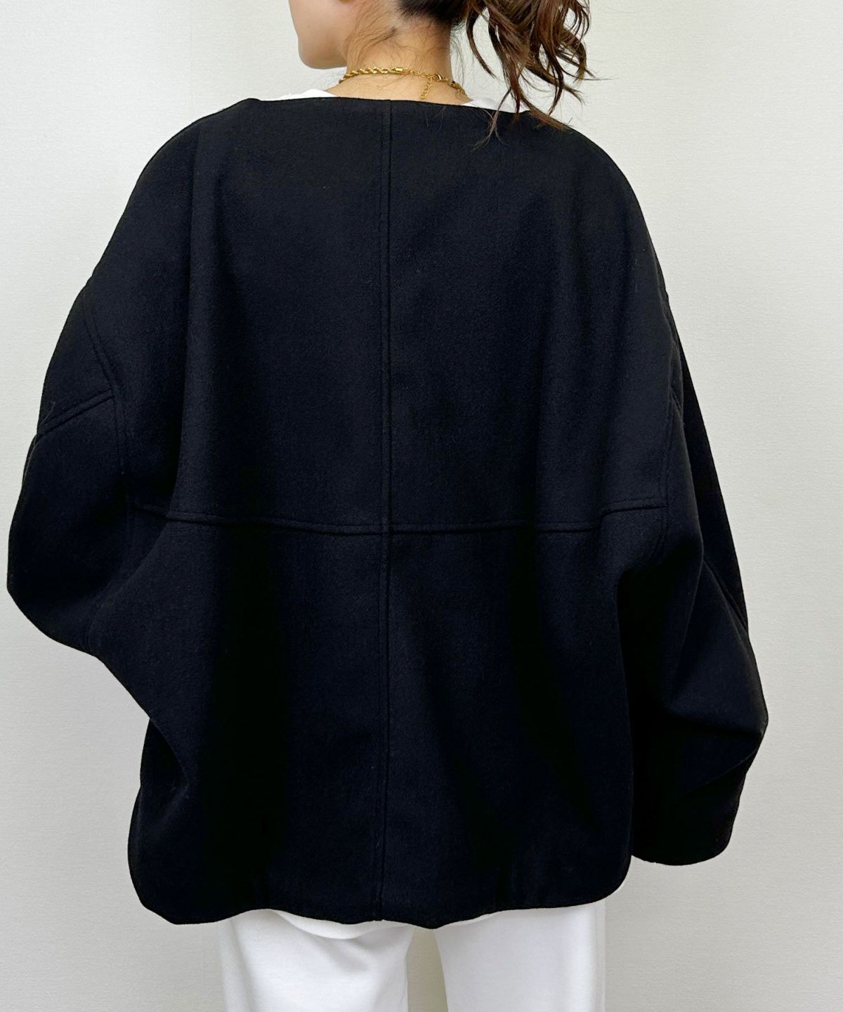 model：H164　着用サイズ：M　ブラック