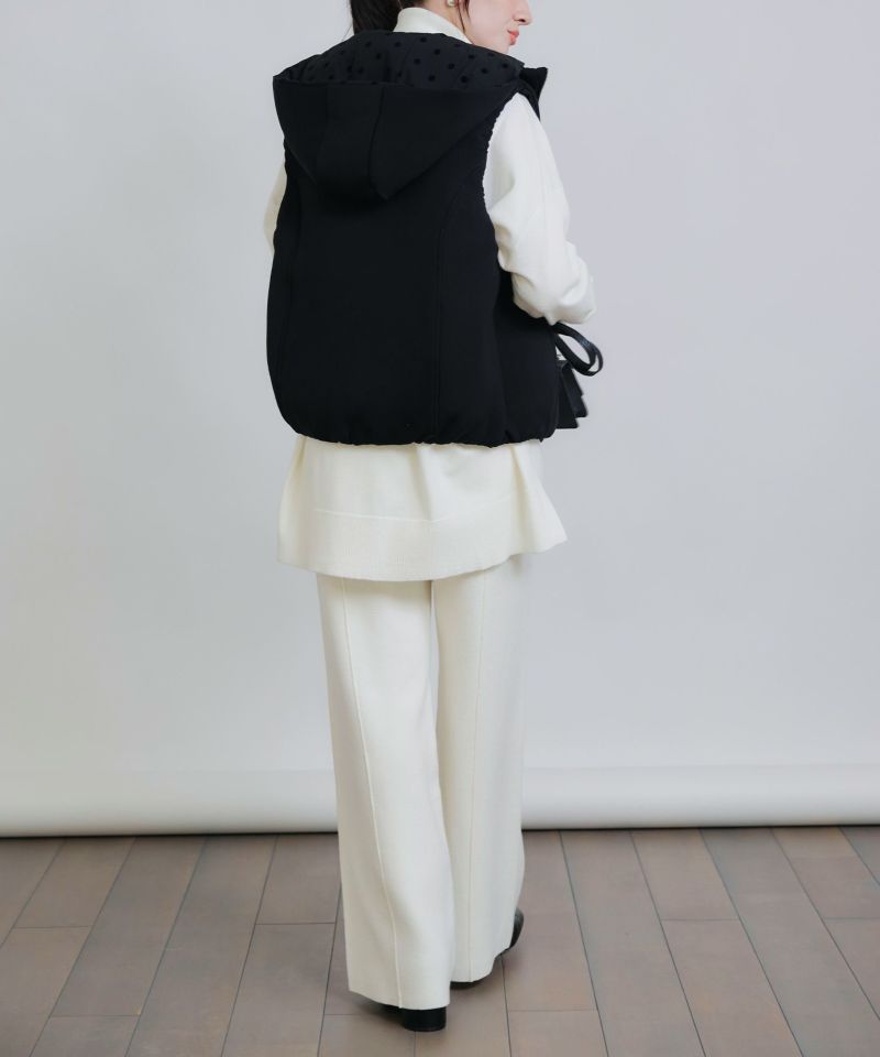 model：H155　着用サイズ：M　オフホワイト　セットアップ