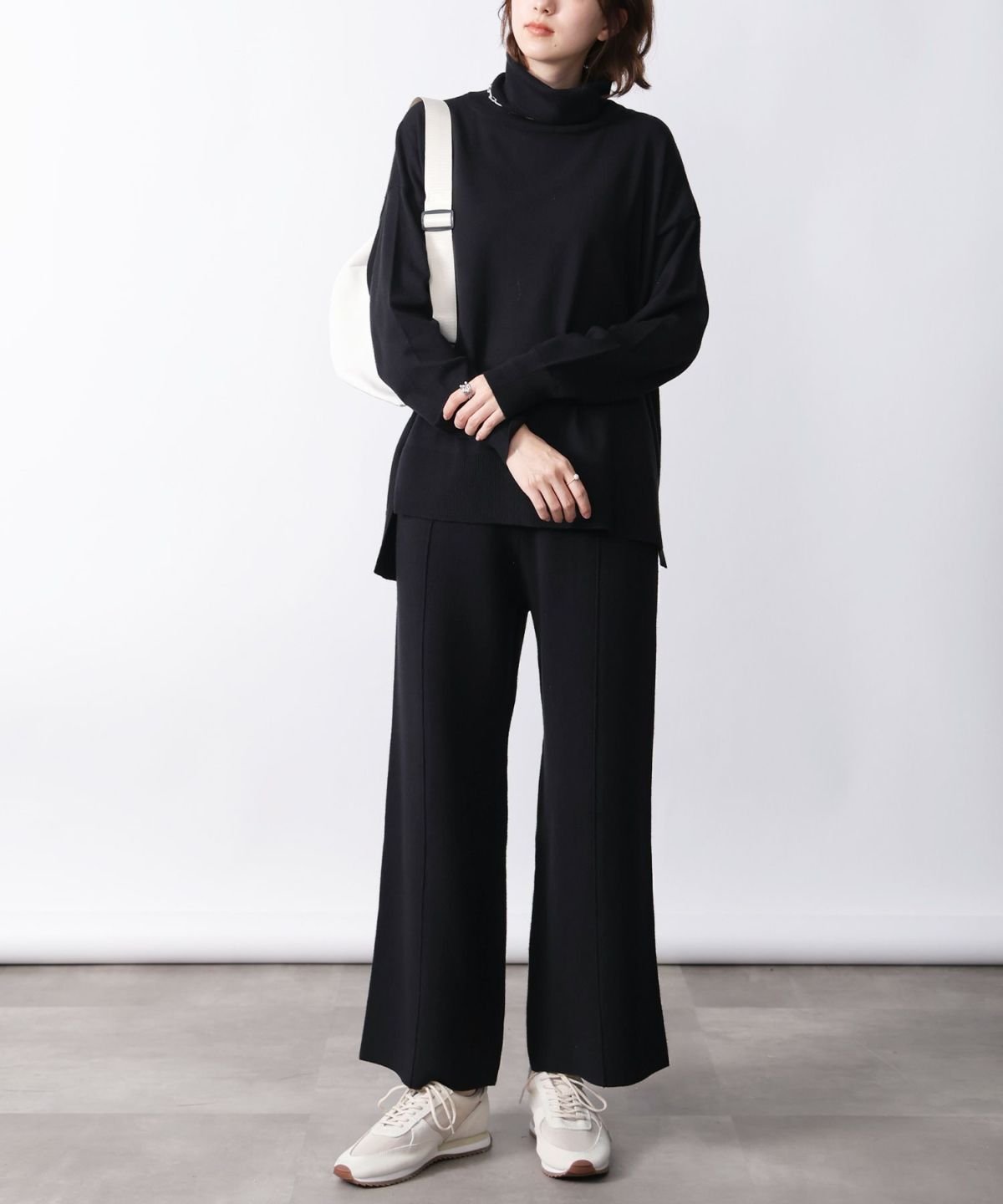 model：H171　着用サイズ：M　ブラック　セットアップ