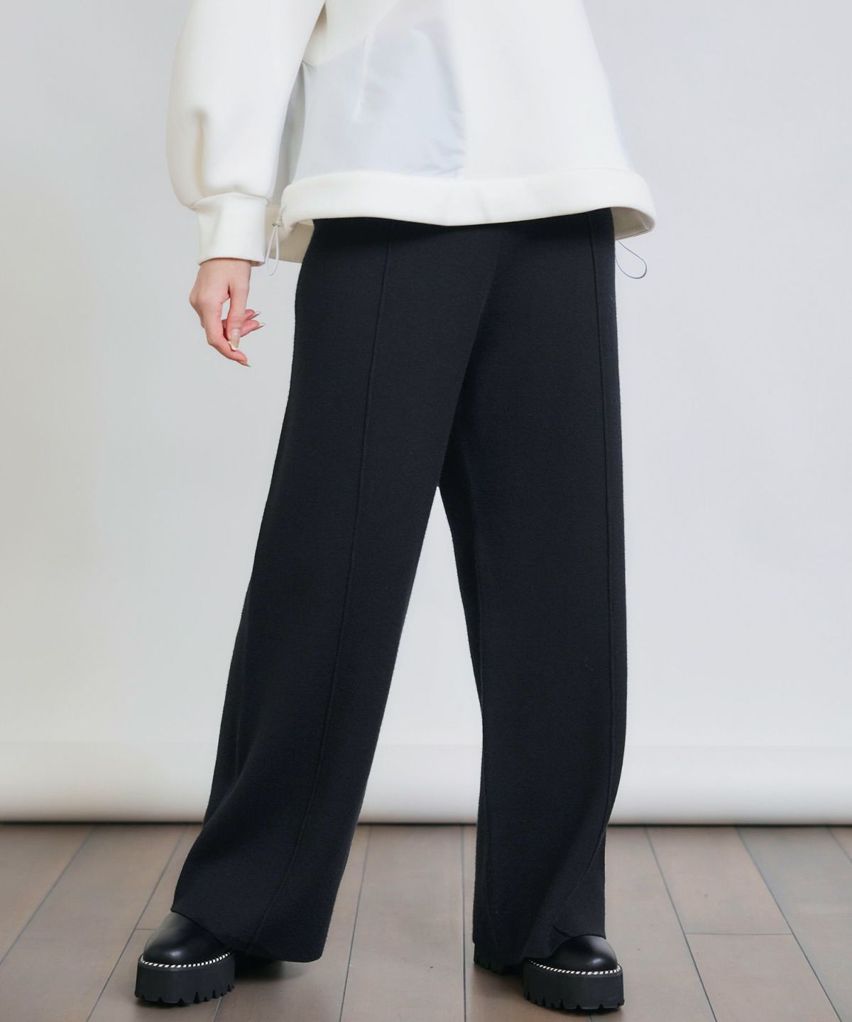 model：H155　着用サイズ：M　ブラック