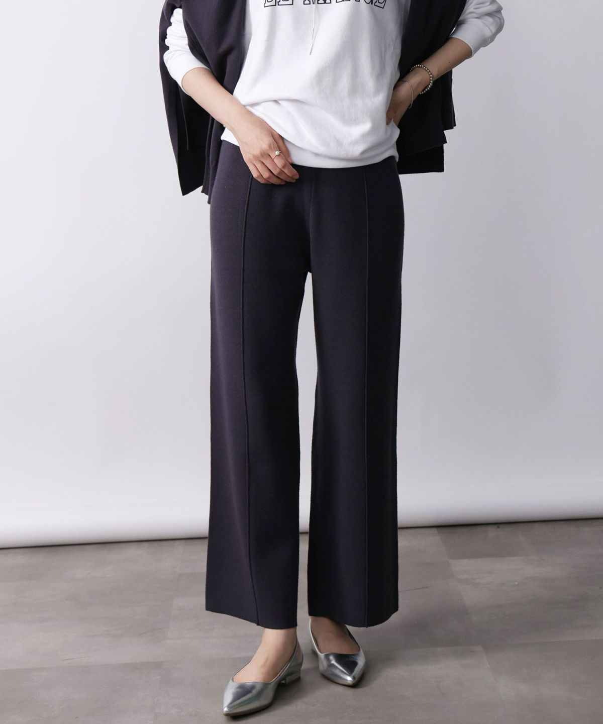 model：H171　着用サイズ：M　ダークグレー