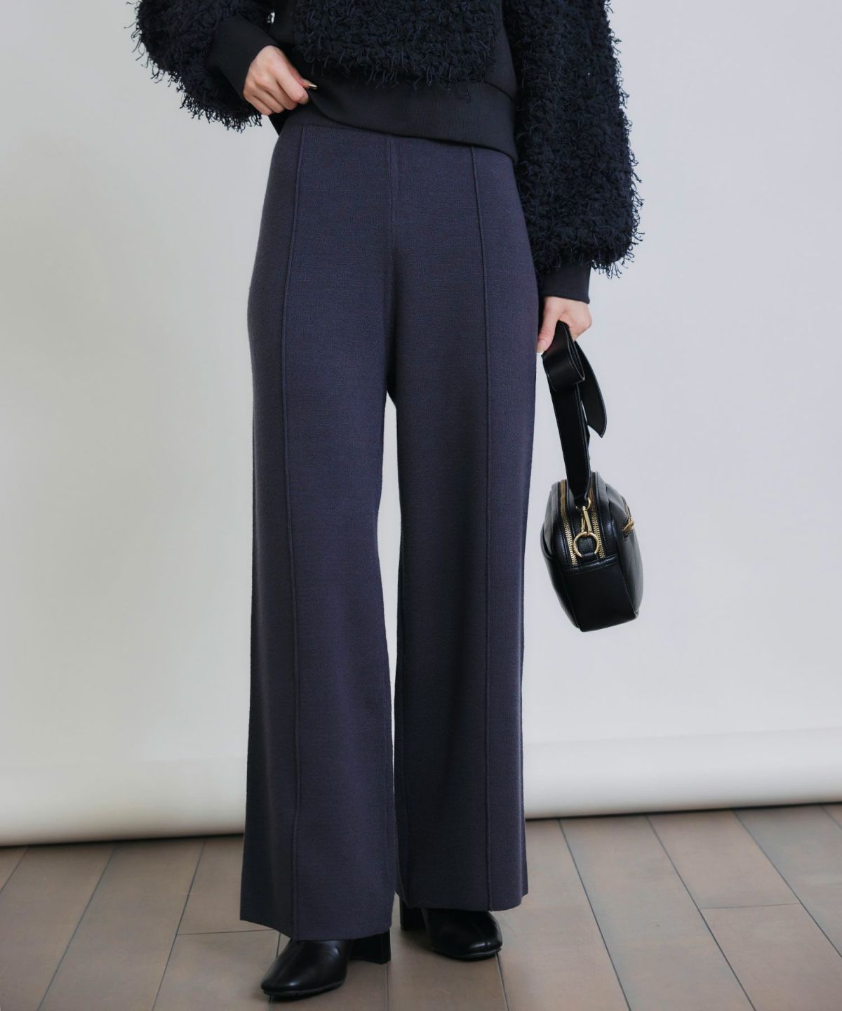 model：H155　着用サイズ：M　ダークグレー