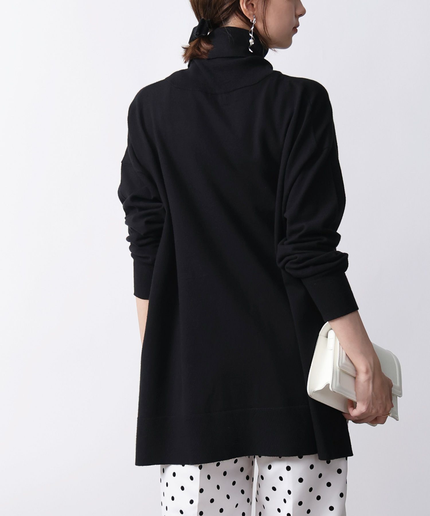 model：H171　着用サイズ：M　ブラック